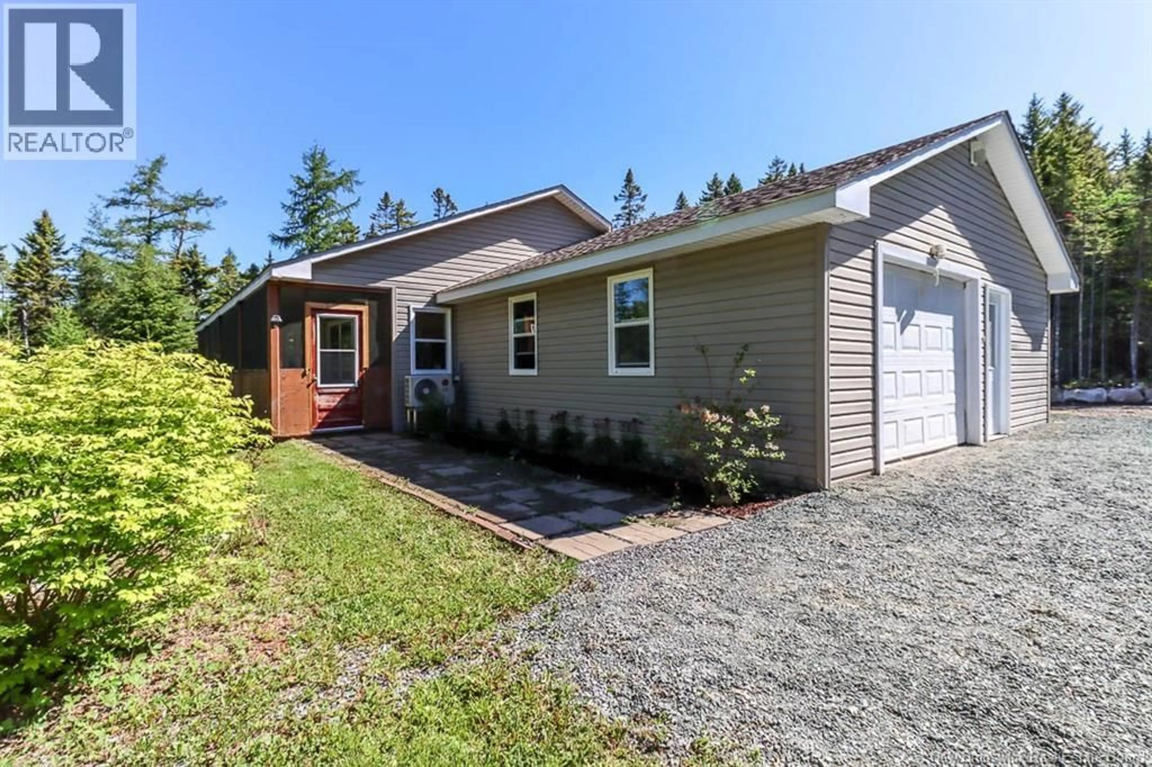 Home with vinyl exterior material, street for 102 WETMORE CREEK ROAD, Musquash New Brunswick E5J2L4