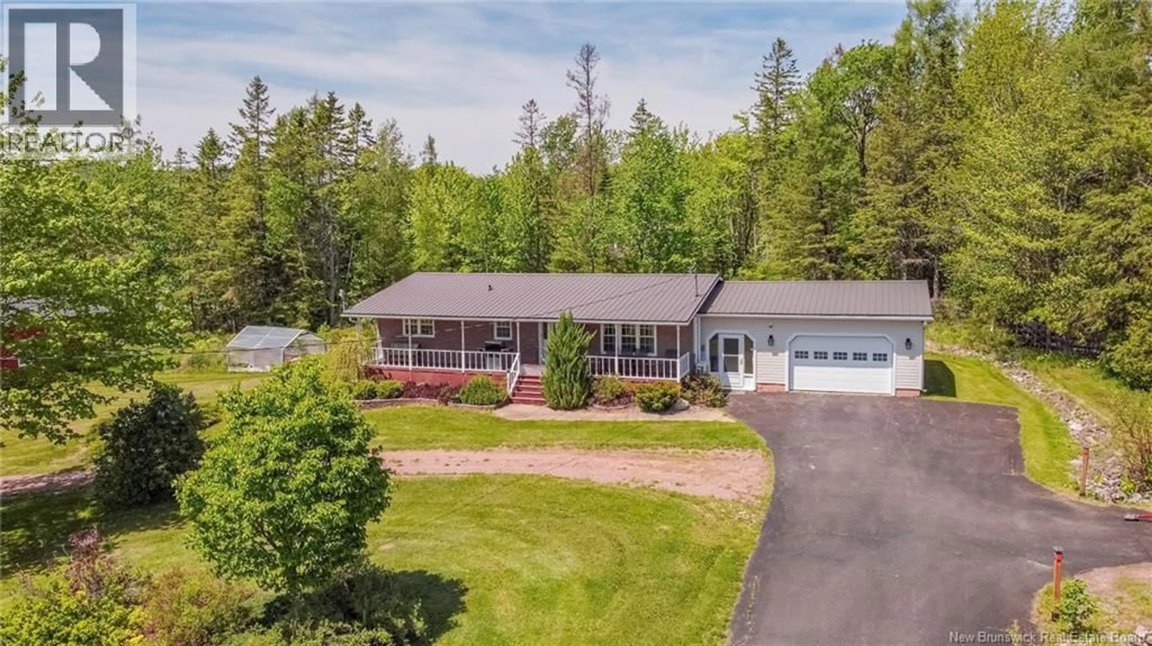 A pic from outside/outdoor area/front of a property/back of a property/a pic from drone, unknown for 4723 ROUTE 640, Harvey New Brunswick E6K2X1