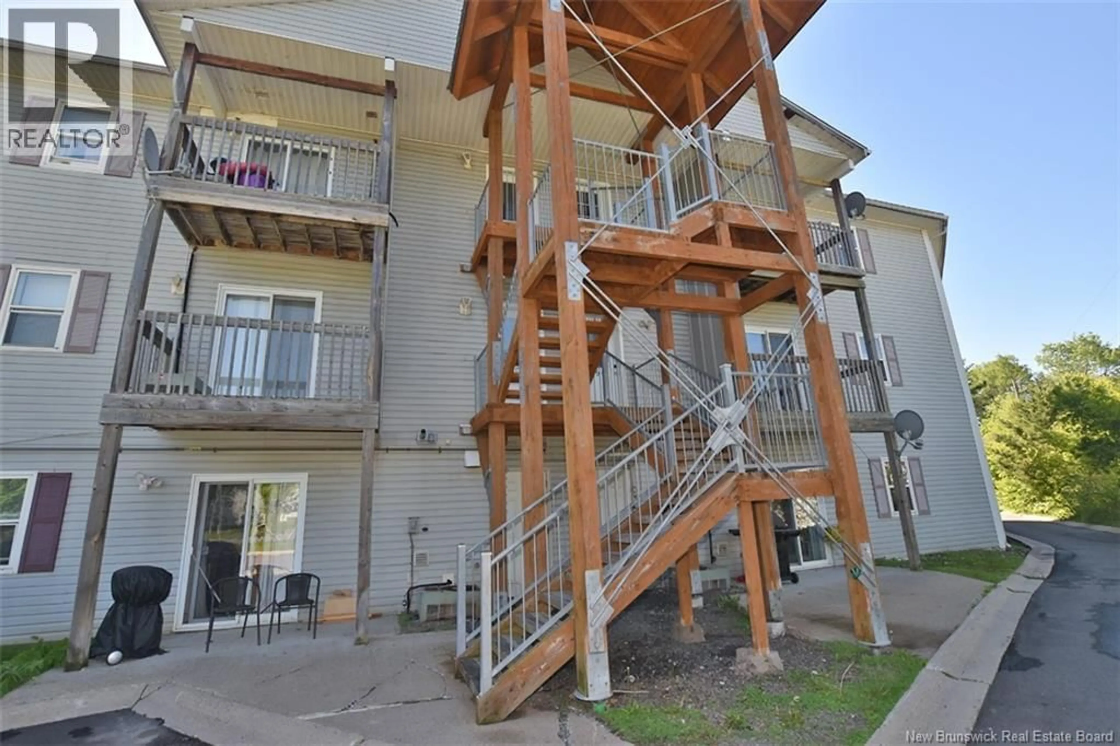 Patio, building for 209 - 60 GOODINE STREET, Fredericton New Brunswick E3B9N5