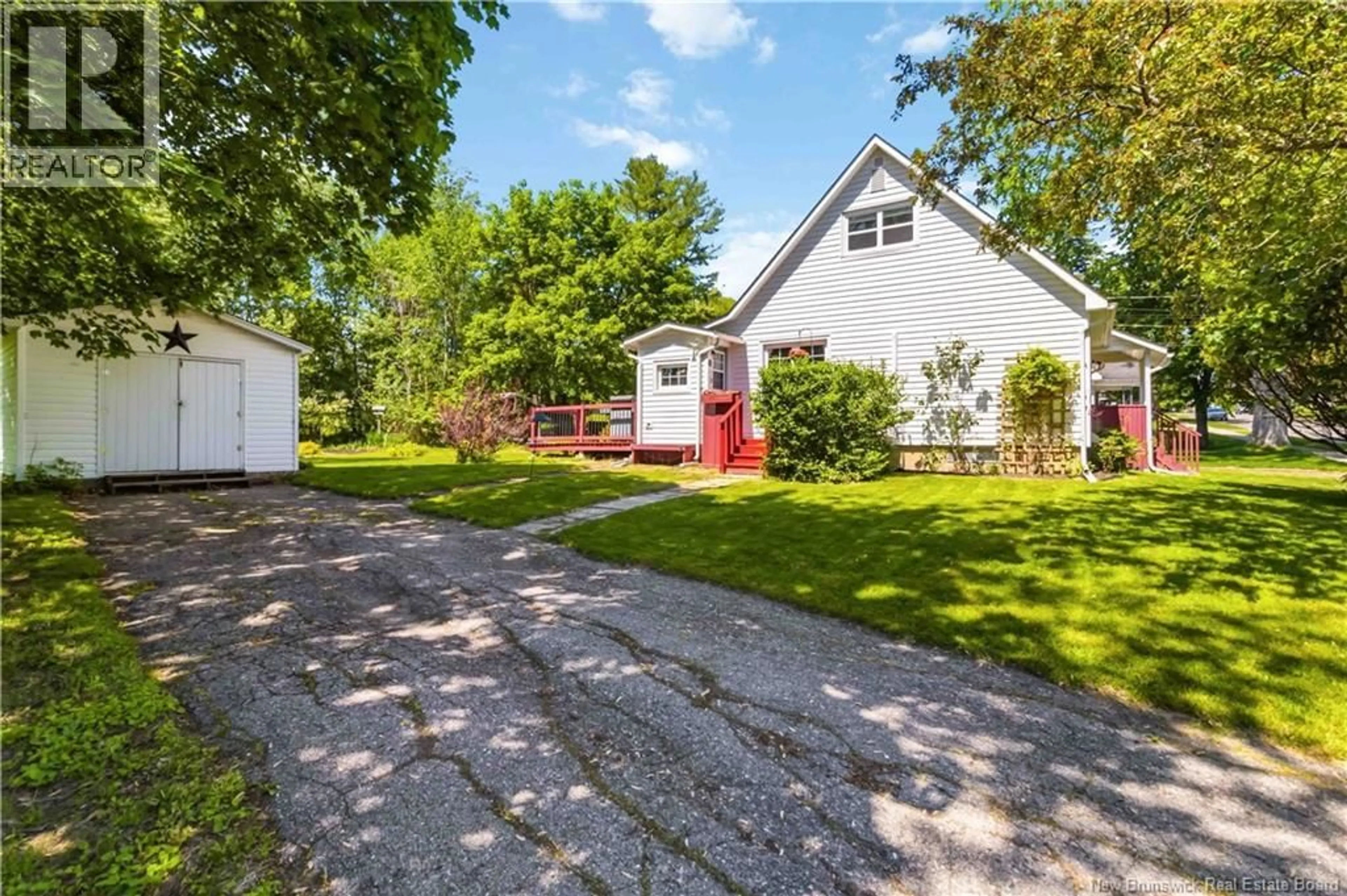 Unknown for 319 FORBES STREET, Fredericton New Brunswick E3A2Y1