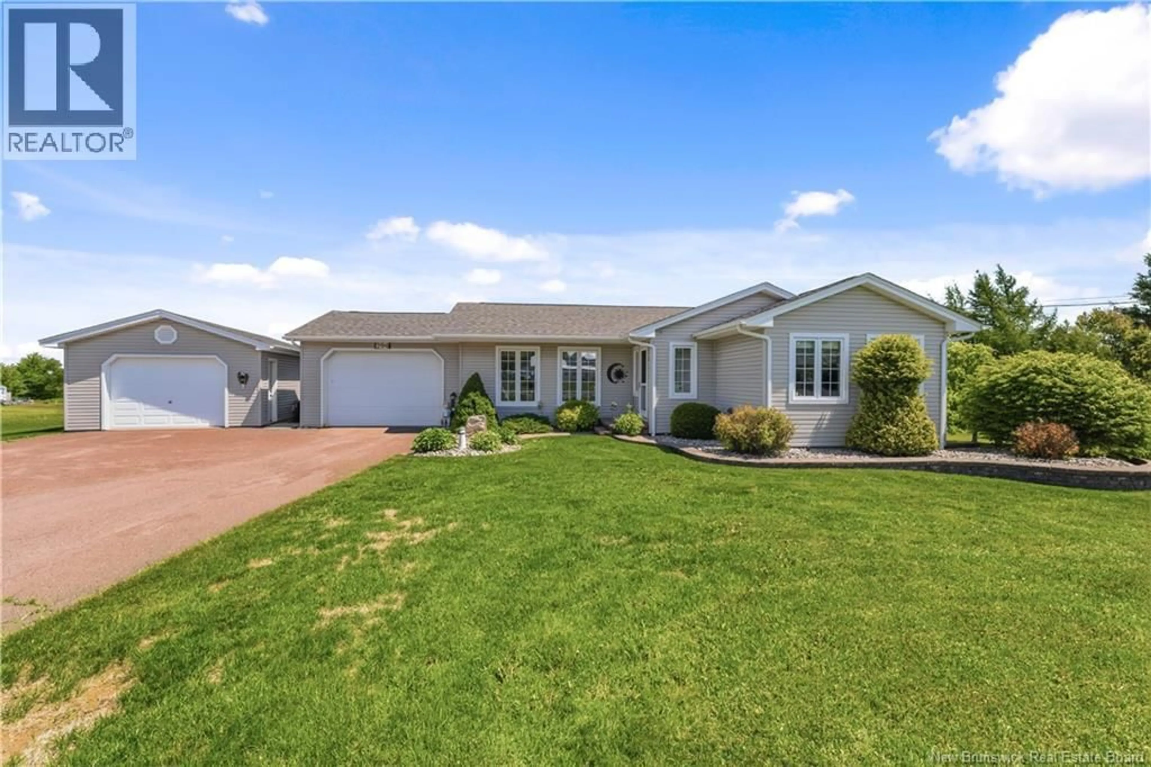 Home with vinyl exterior material, unknown for 294 CORMIER VILLAGE ROAD, Cormier Village New Brunswick E4P5W7