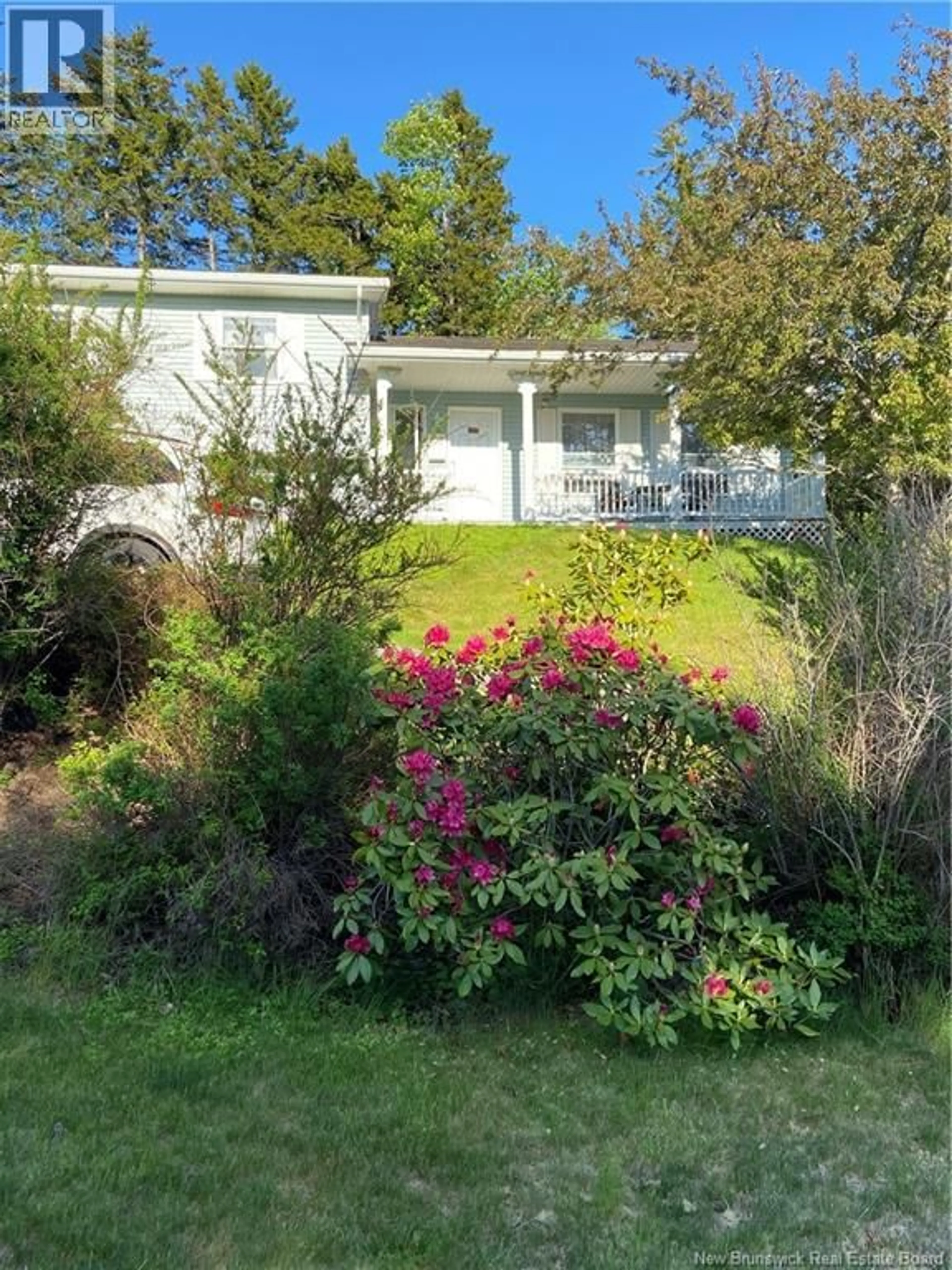 A pic from outside/outdoor area/front of a property/back of a property/a pic from drone, street for 108 WINCHESTER DRIVE, Quispamsis New Brunswick E2E2V2