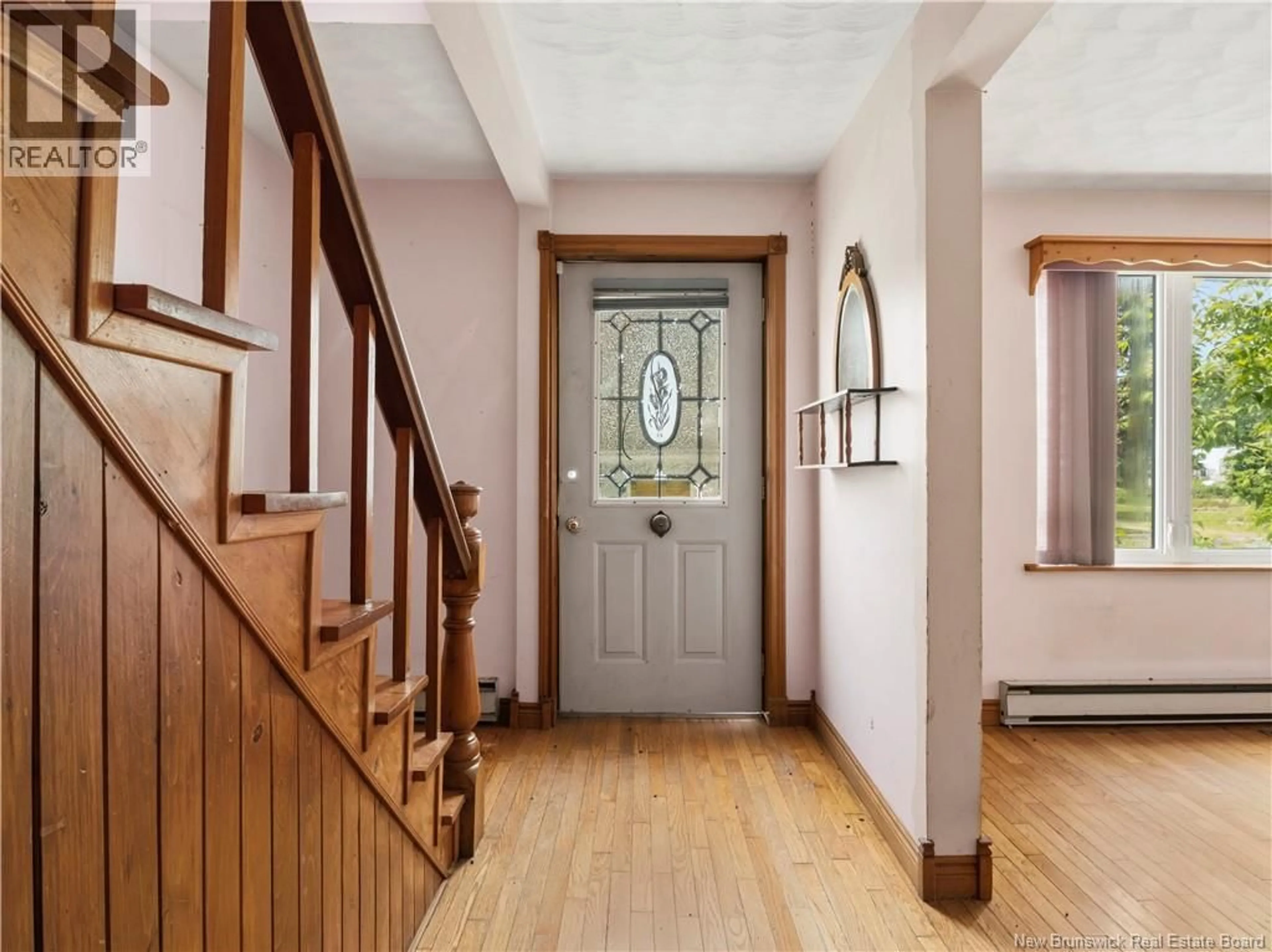 Indoor foyer for 12 COURT STREET, Richibucto New Brunswick E4W3Y2