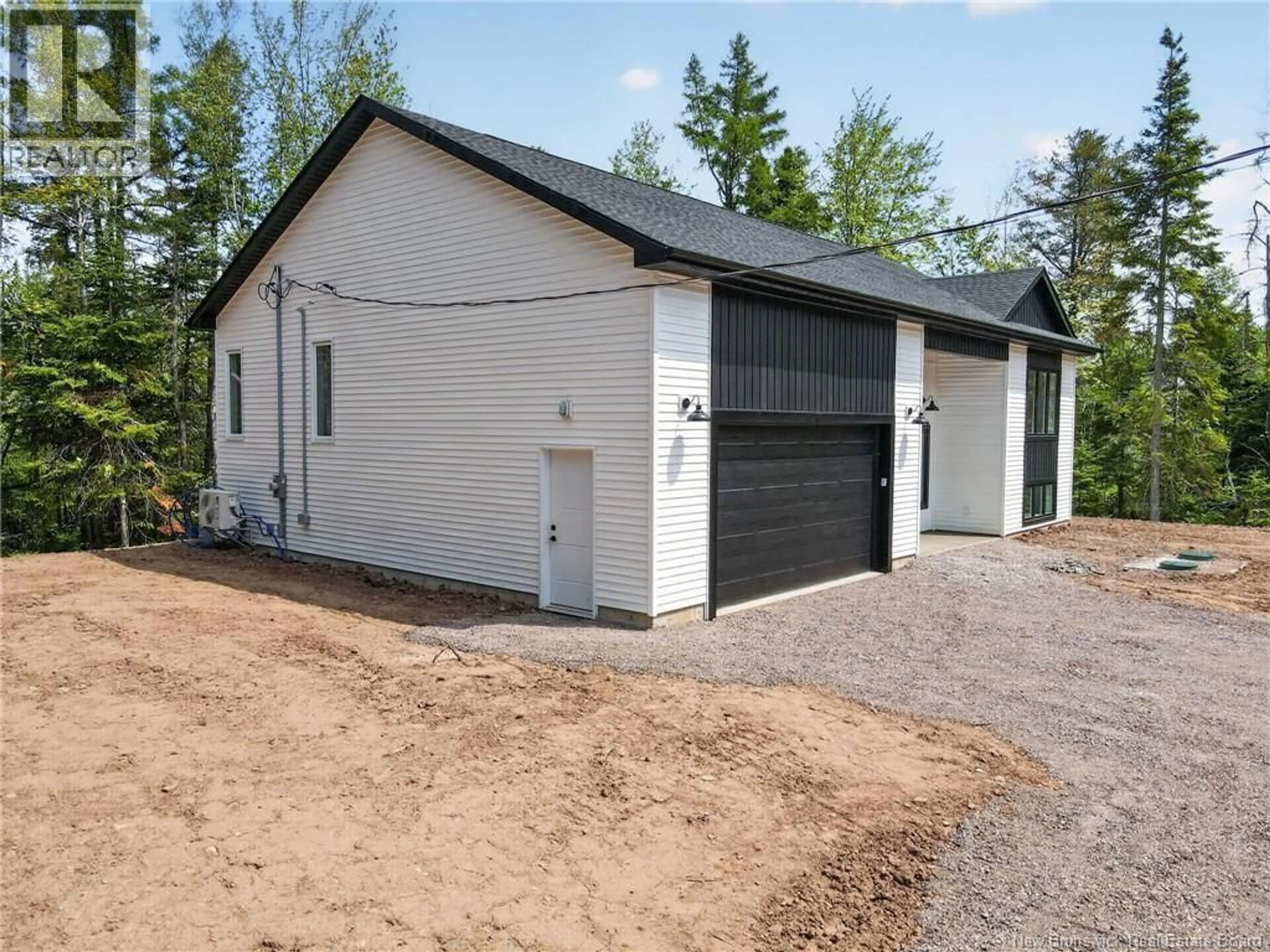 Indoor garage for 1740 MELANSON, Greater Lakeburn New Brunswick E1H2C2