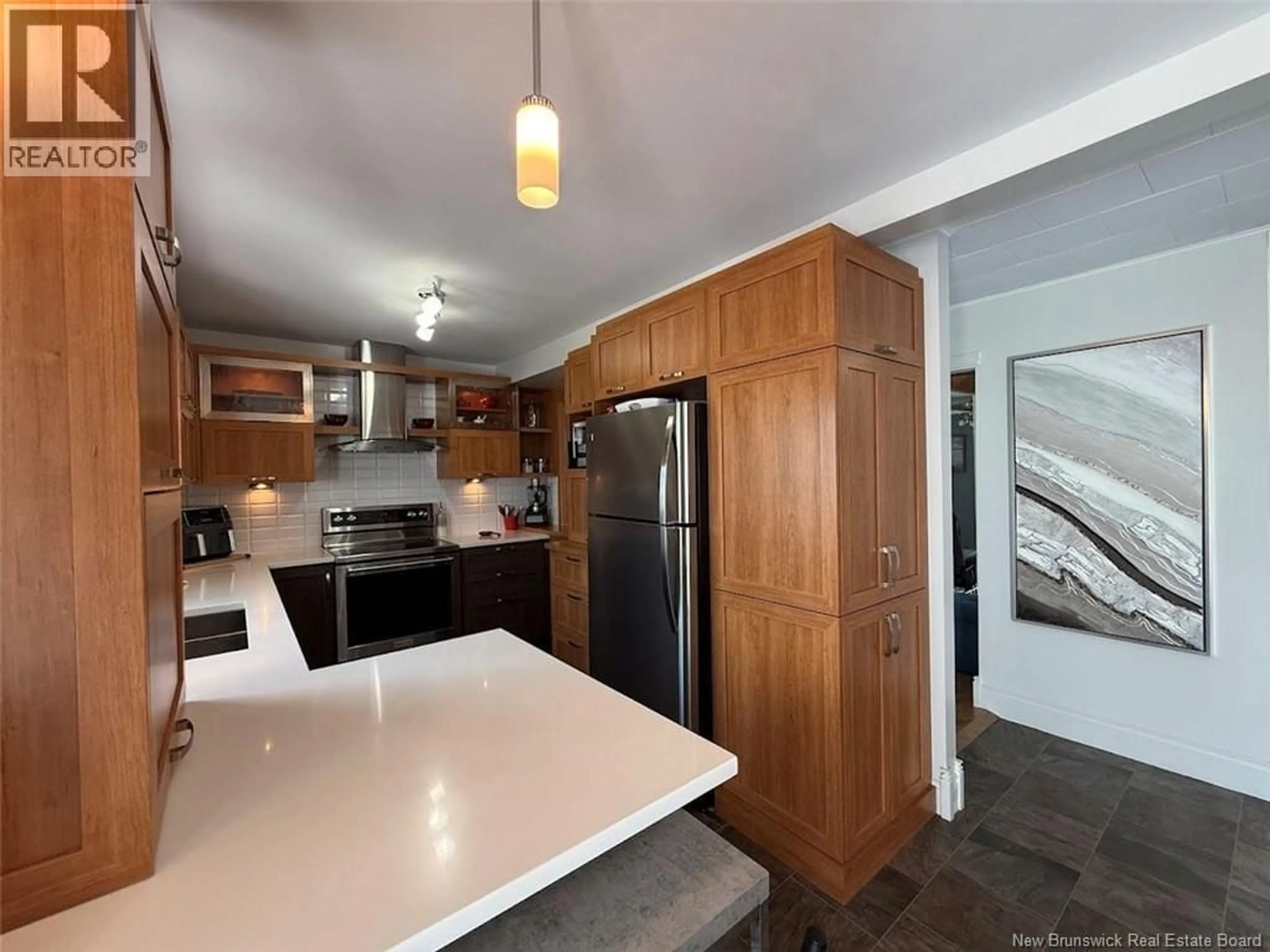 Open concept kitchen, unknown for 59 42E AVENUE, Edmundston New Brunswick E3V2Z4