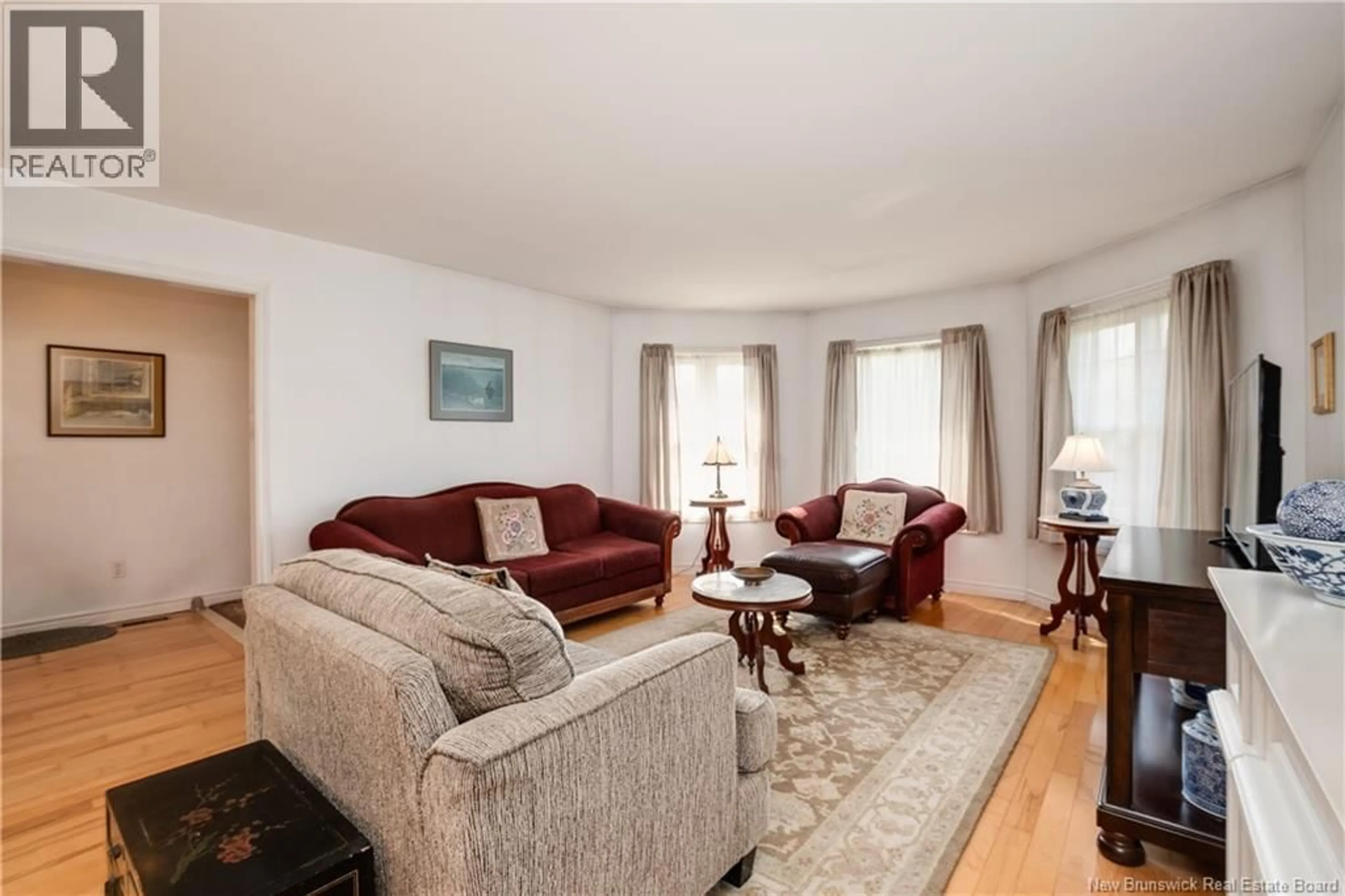 Living room with furniture, unknown for 6 TWILIGHT AVENUE, Salisbury New Brunswick E4J2S6