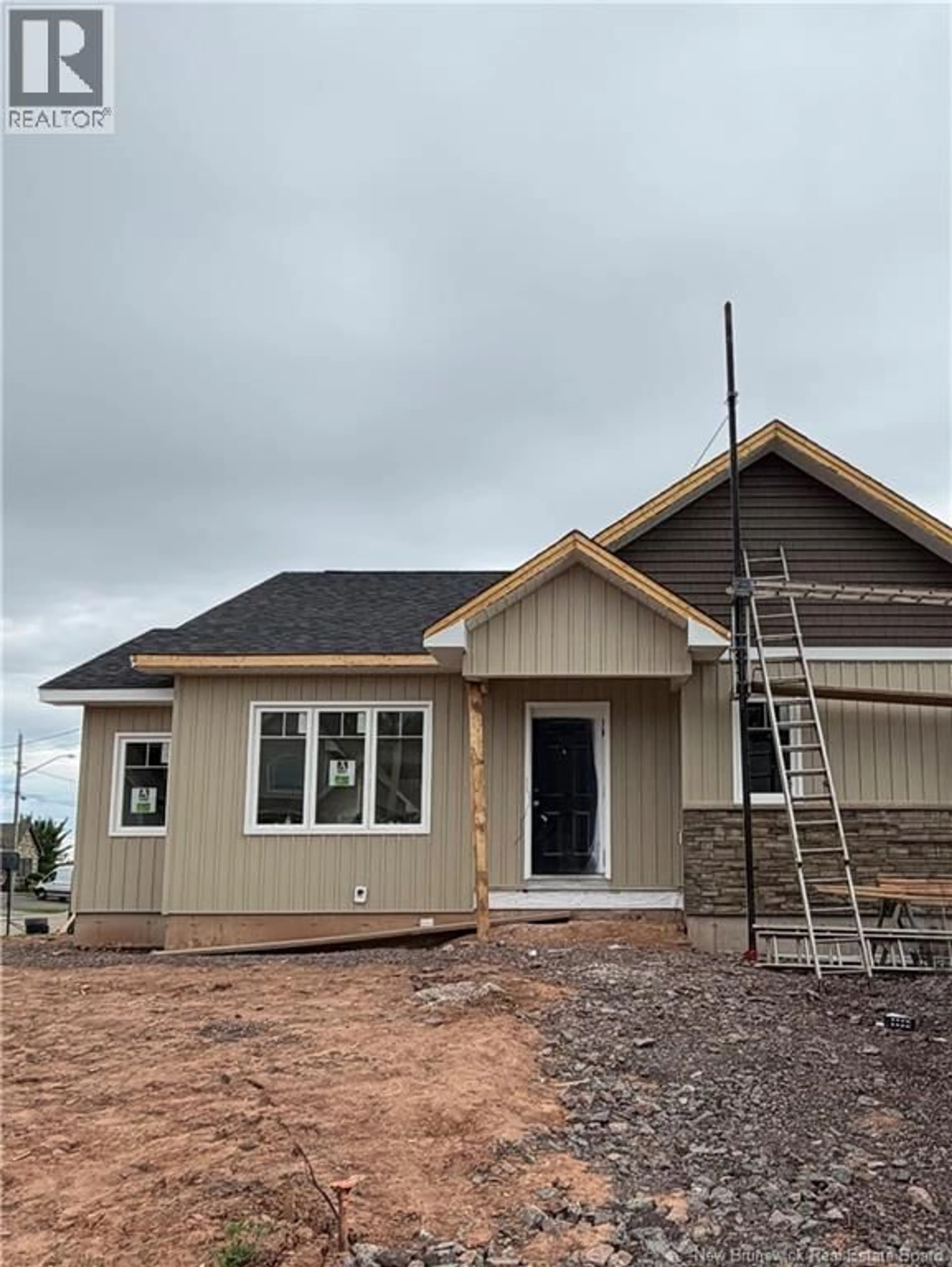 Home with vinyl exterior material, building for 115 CARRINGTON DRIVE, Riverview New Brunswick E1B0P3