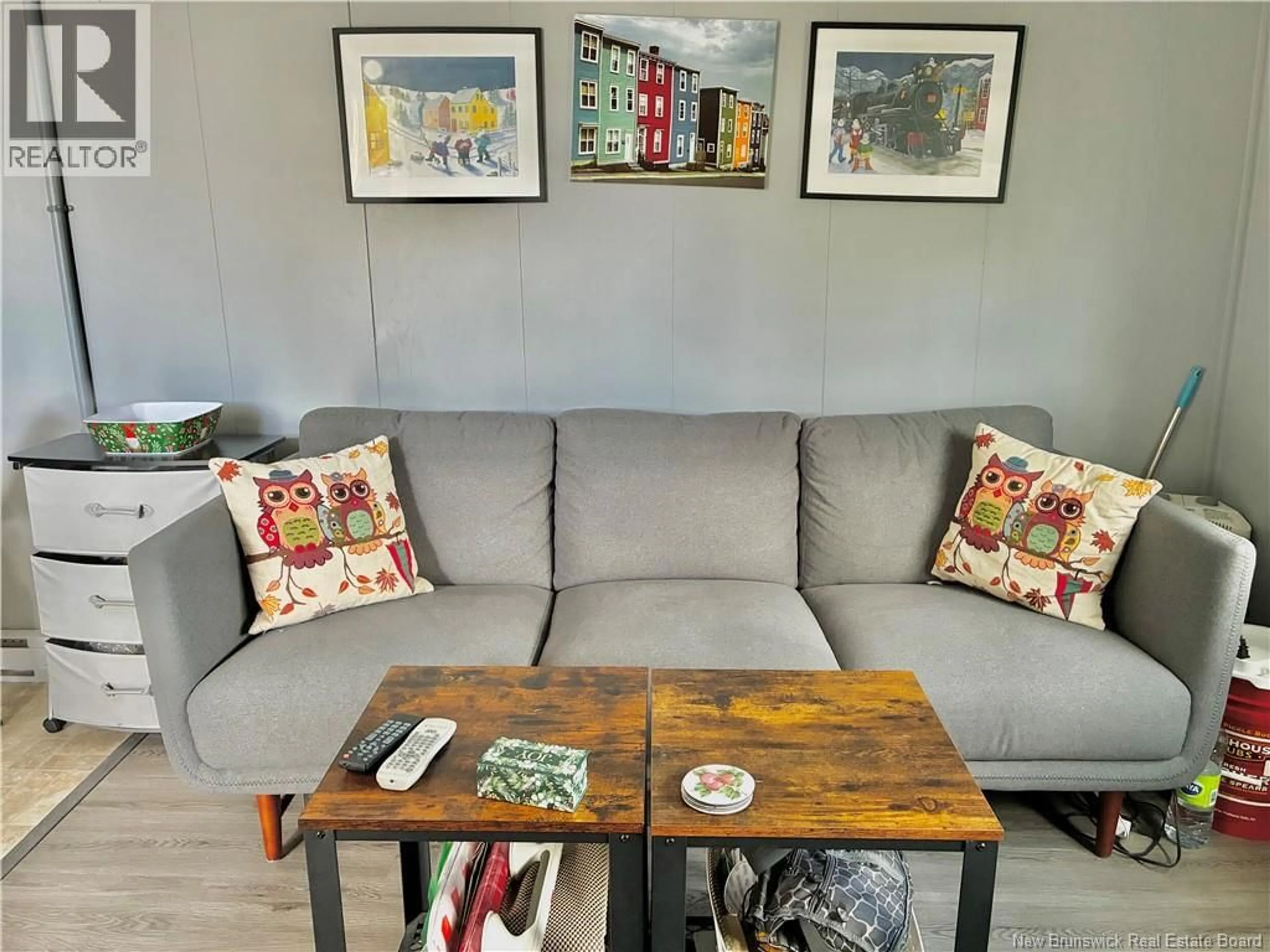 Living room with furniture, unknown for 52 DUPUIS AVENUE, Lakeville New Brunswick E1H1E2