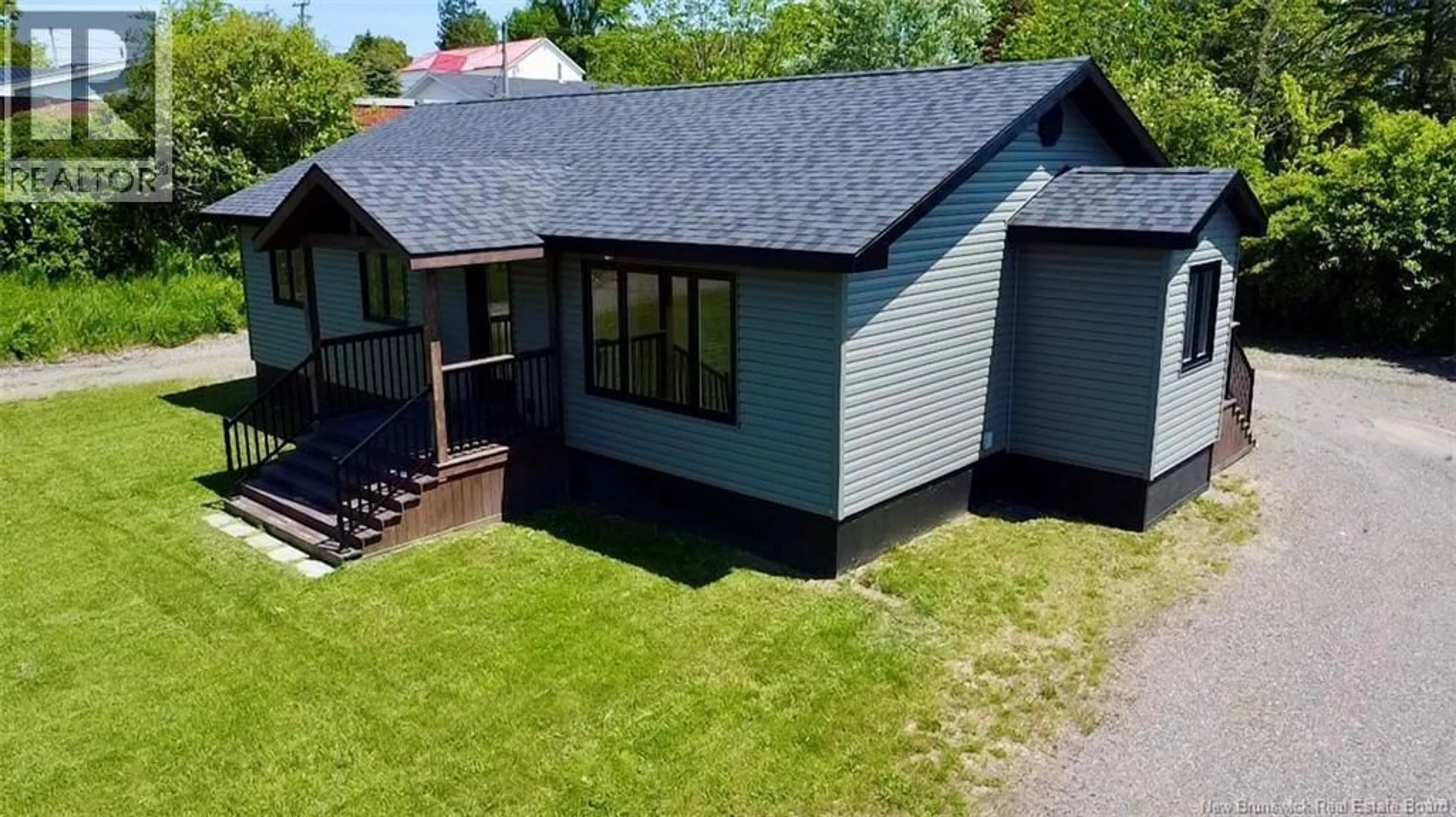 A pic from outside/outdoor area/front of a property/back of a property/a pic from drone, street for 3 HATT CRESCENT, St George New Brunswick E5C3G7