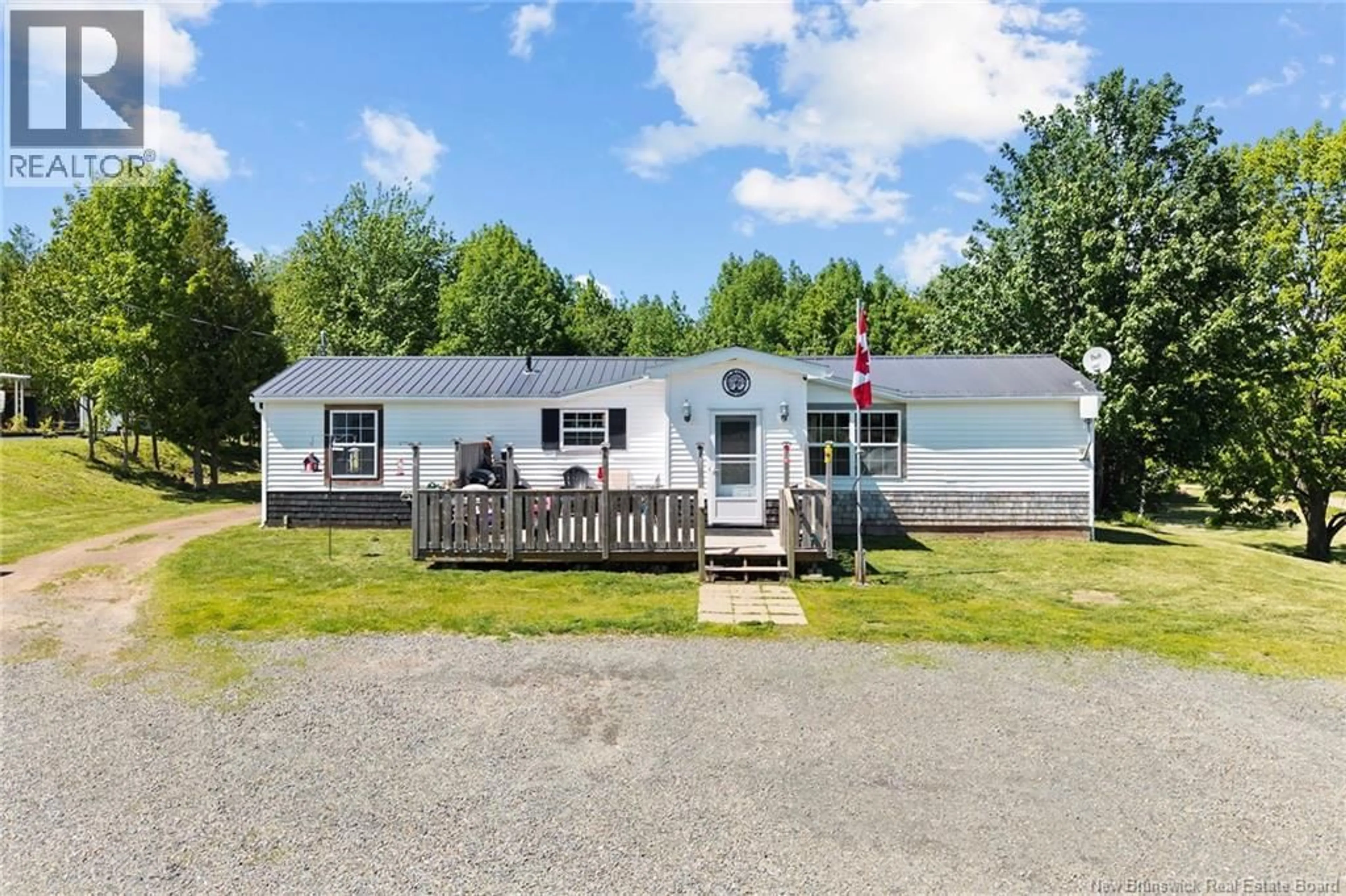 A pic from outside/outdoor area/front of a property/back of a property/a pic from drone, unknown for 5449 ROUTE 105, Whites Cove New Brunswick E4C3J1
