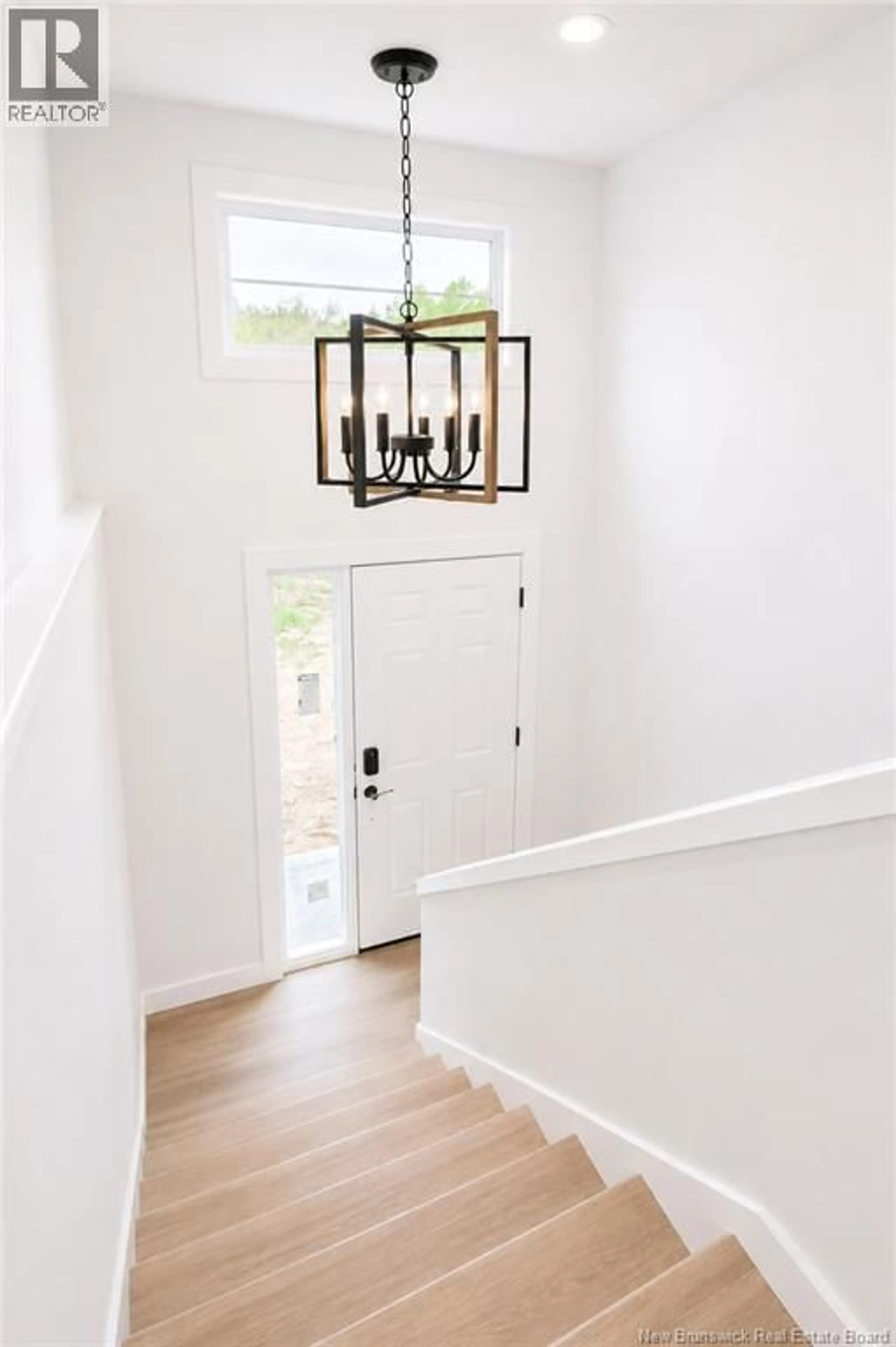 Indoor entryway for 11 DENIS STREET, Saint-Antoine New Brunswick E4V0E6