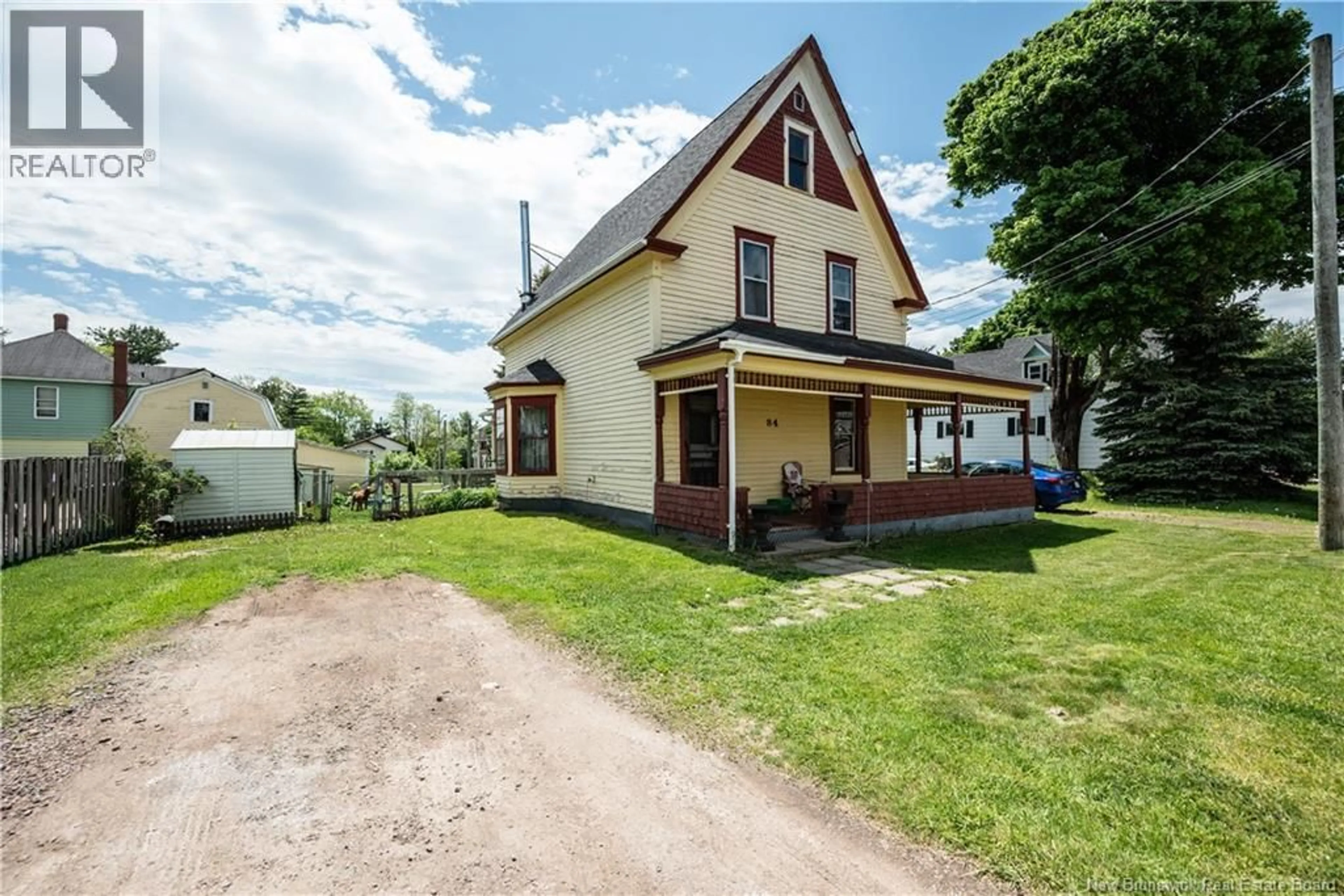 A pic from outside/outdoor area/front of a property/back of a property/a pic from drone, building for 34 RINGWOOD STREET, Moncton New Brunswick E1A2W3