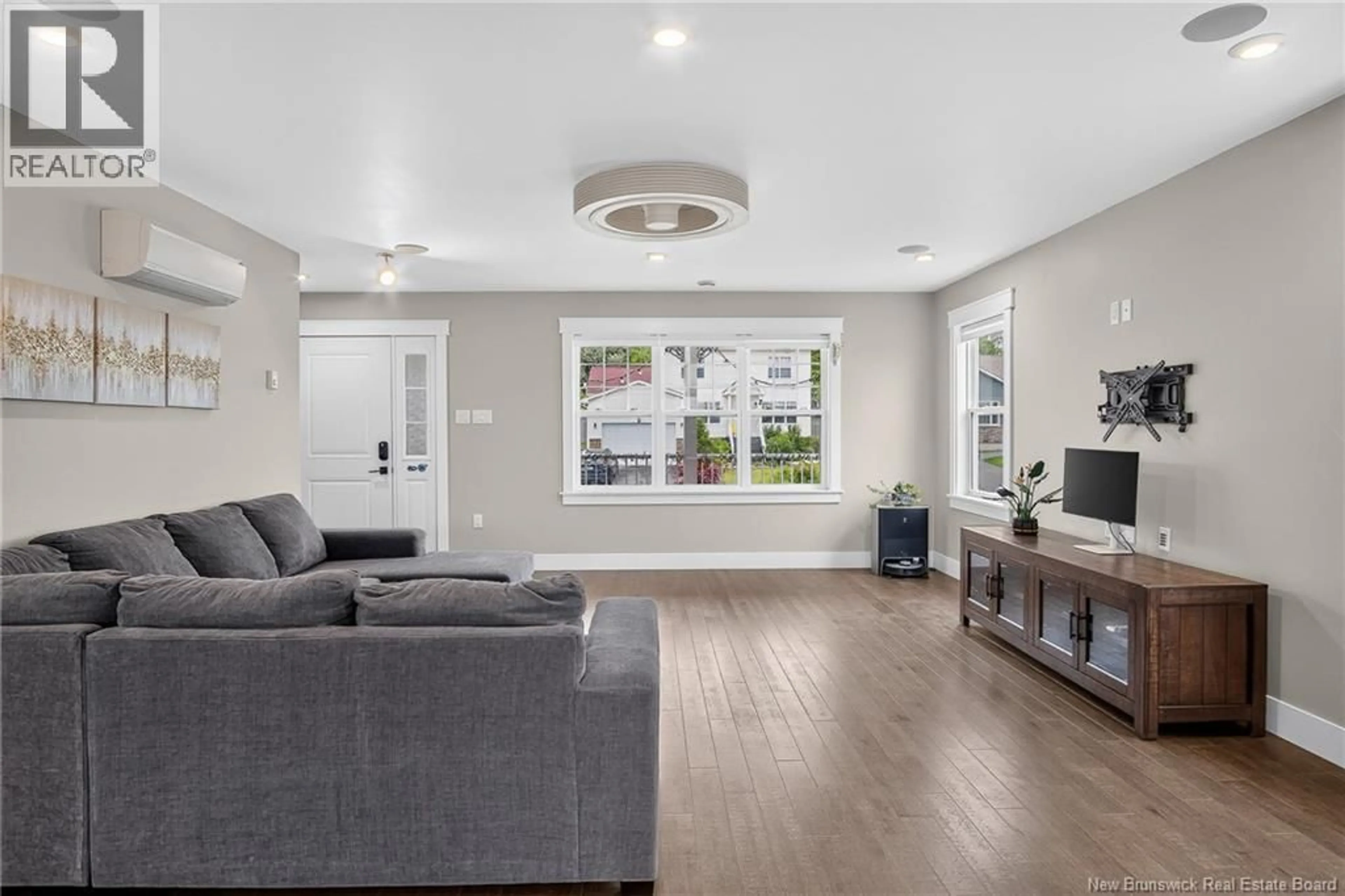 Living room with furniture, unknown for 7 MOSAIC DRIVE, Saint John New Brunswick E2J0J9