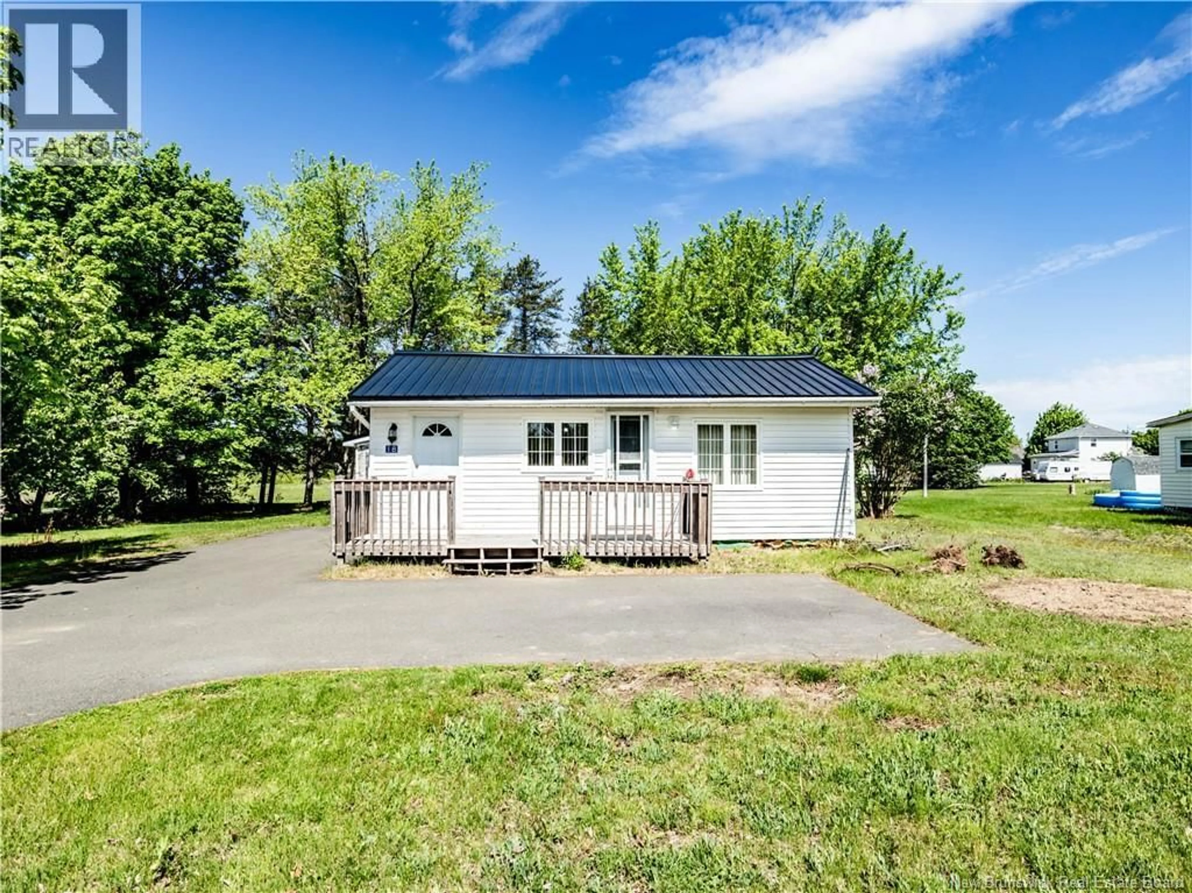 Unknown for 18 COLONEL, Saint-Louis-De-Kent New Brunswick E4X1C4