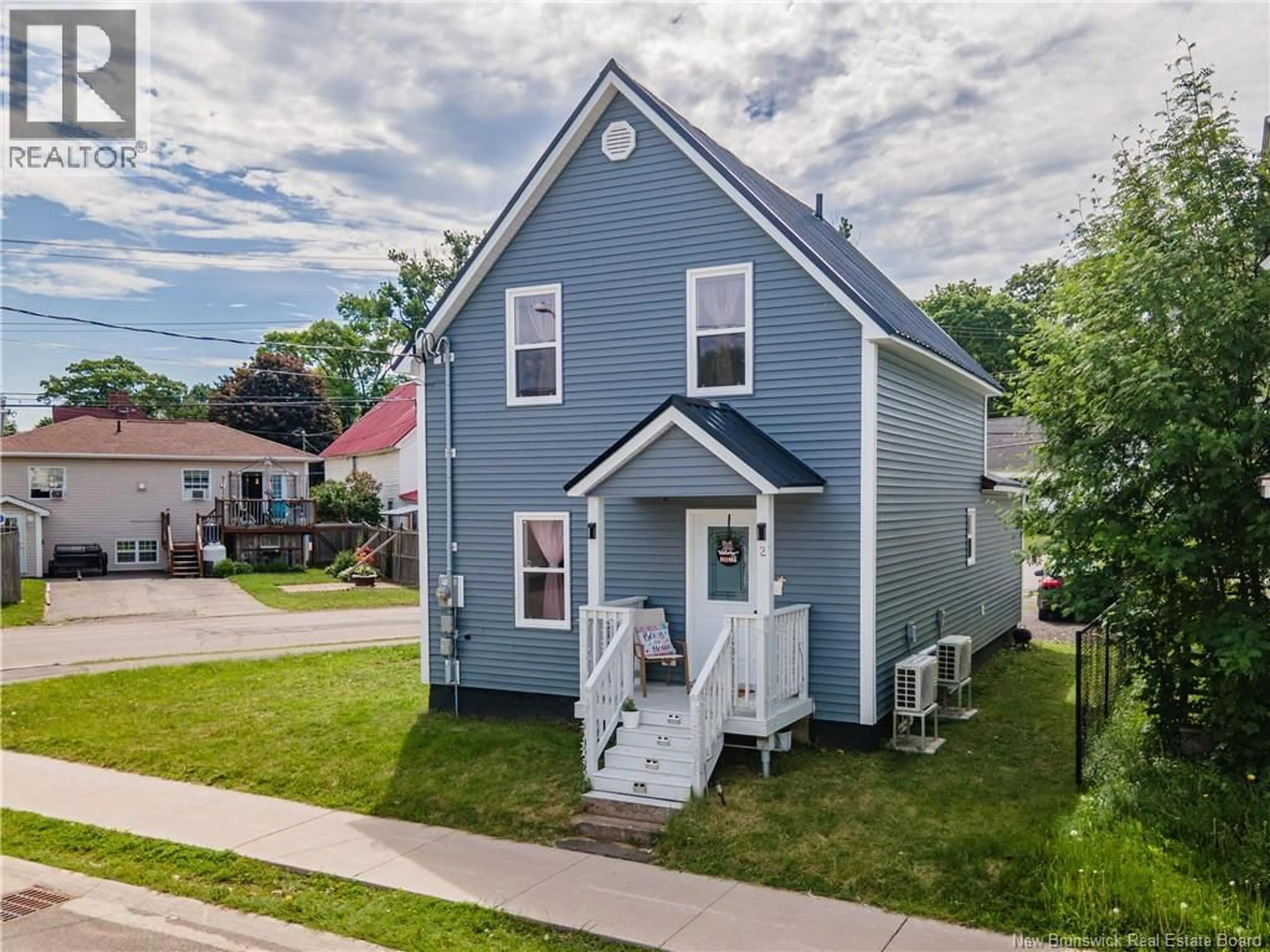 A pic from outside/outdoor area/front of a property/back of a property/a pic from drone, street for 2 NELSON STREET, Sussex New Brunswick E4E1V5