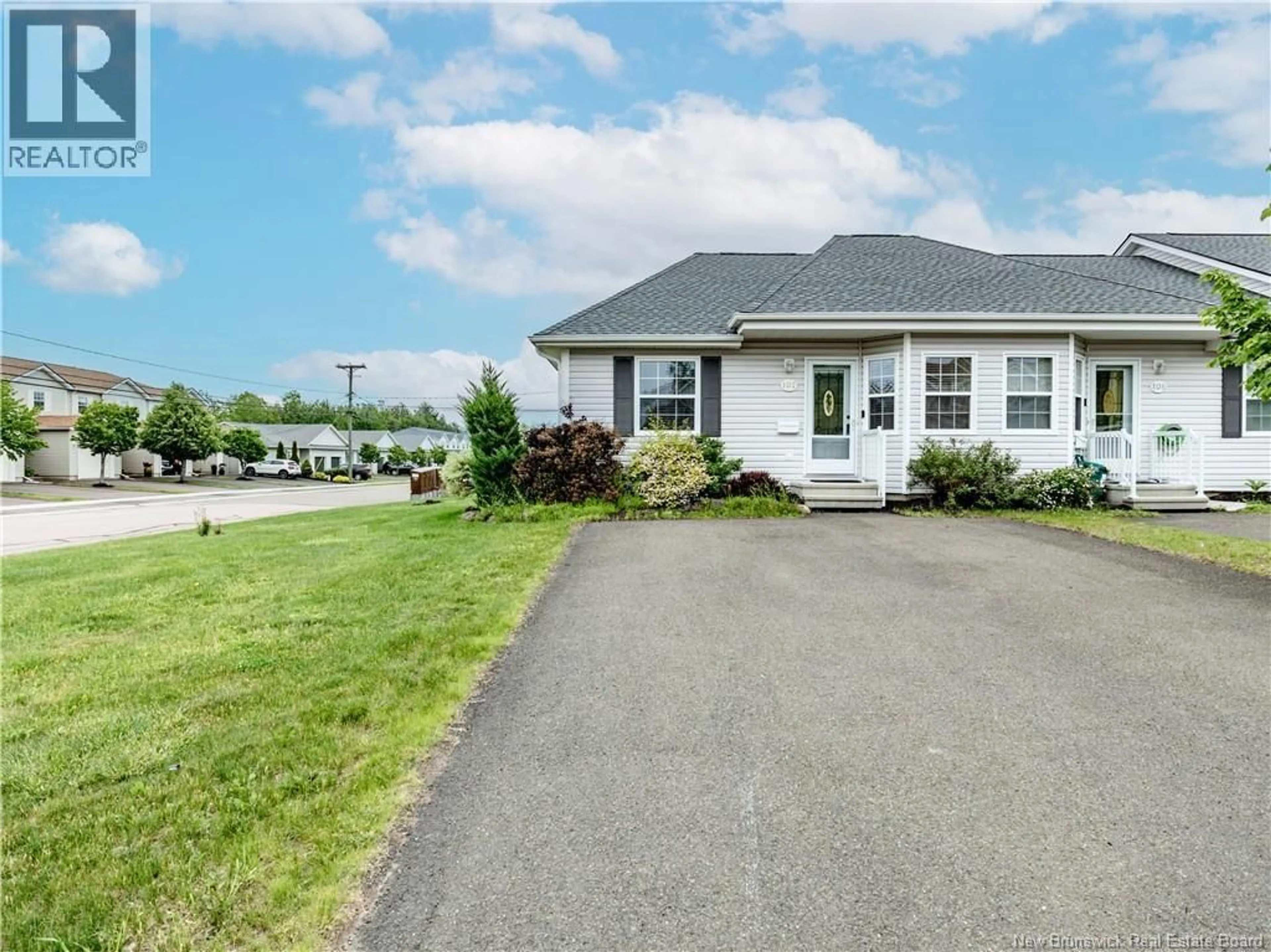 Unknown for 107 FIRMIN, Dieppe New Brunswick E1A8G3