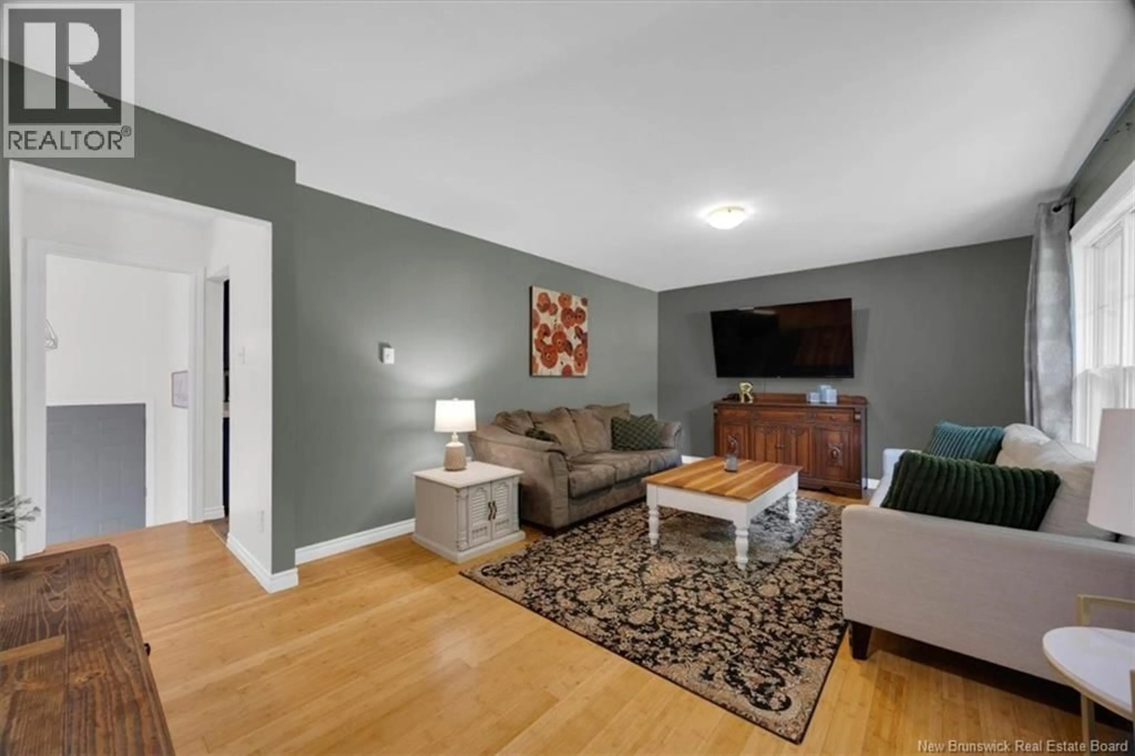 Living room with furniture, unknown for 24 DUNVEGAN COURT, Hampton New Brunswick E5N3A8