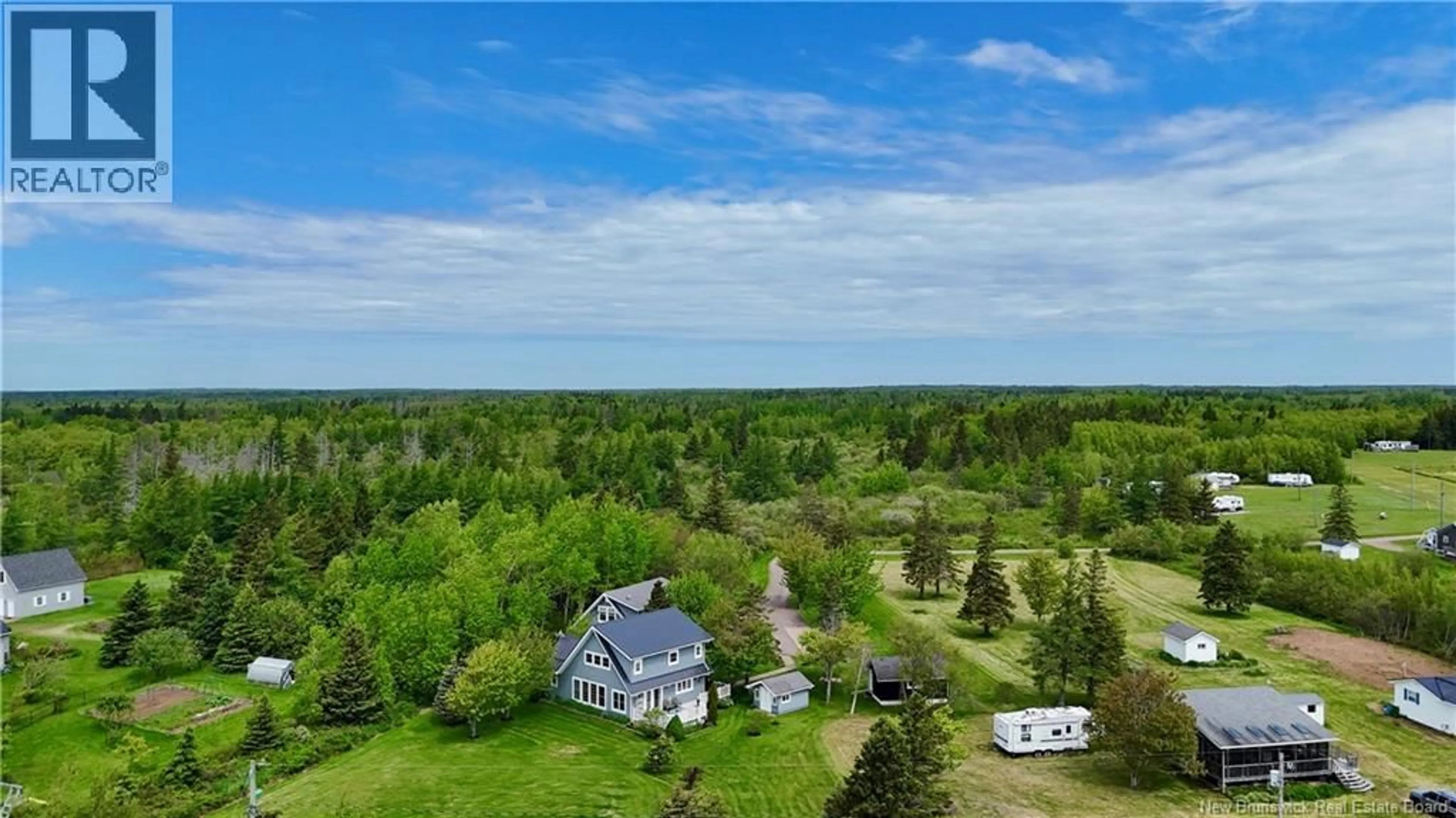 A pic from outside/outdoor area/front of a property/back of a property/a pic from drone, water/lake/river/ocean view for 29 FILLMORE, Upper Cape New Brunswick E4M0B1