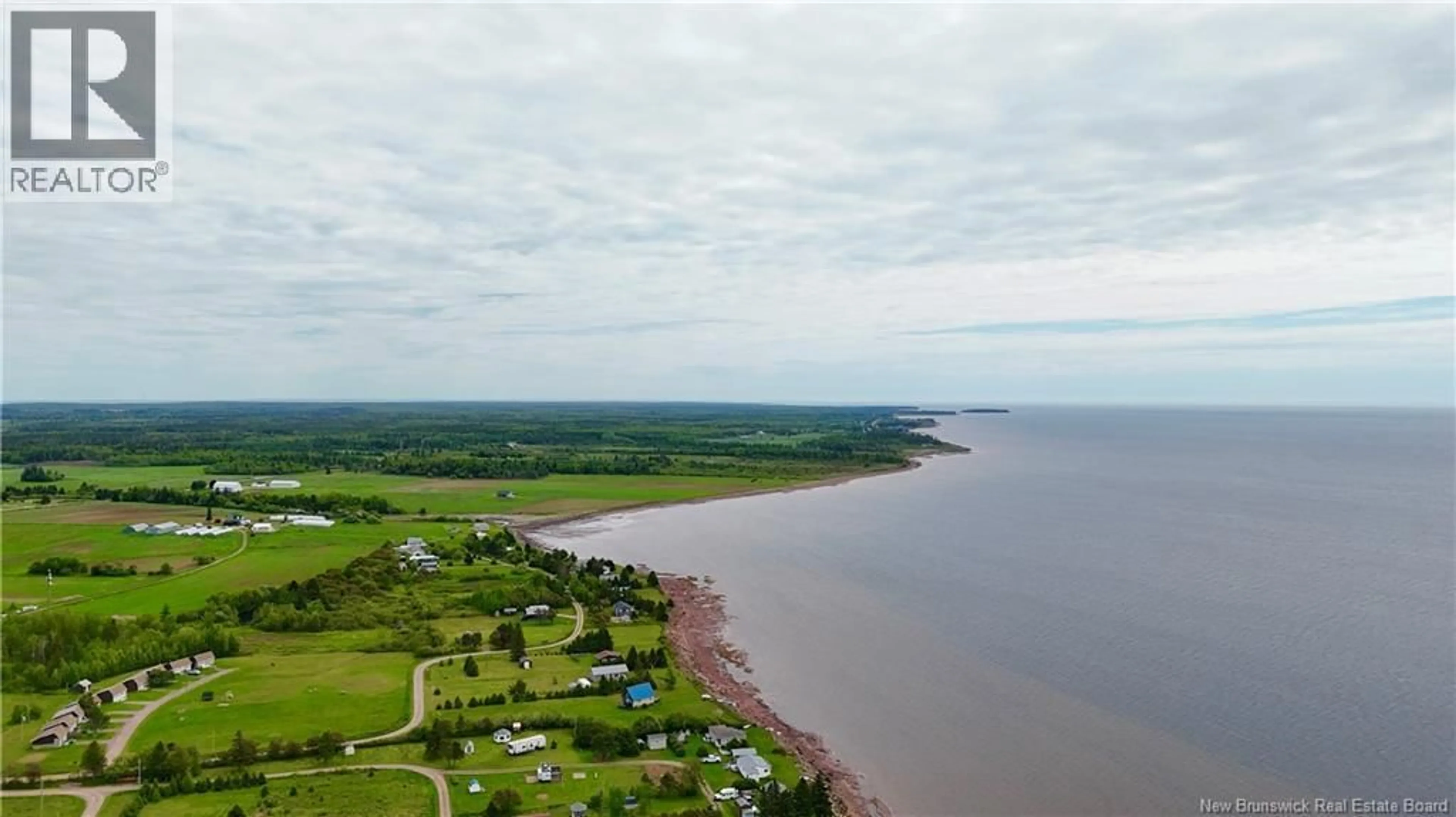 A pic from outside/outdoor area/front of a property/back of a property/a pic from drone, water/lake/river/ocean view for 29 FILLMORE, Upper Cape New Brunswick E4M0B1