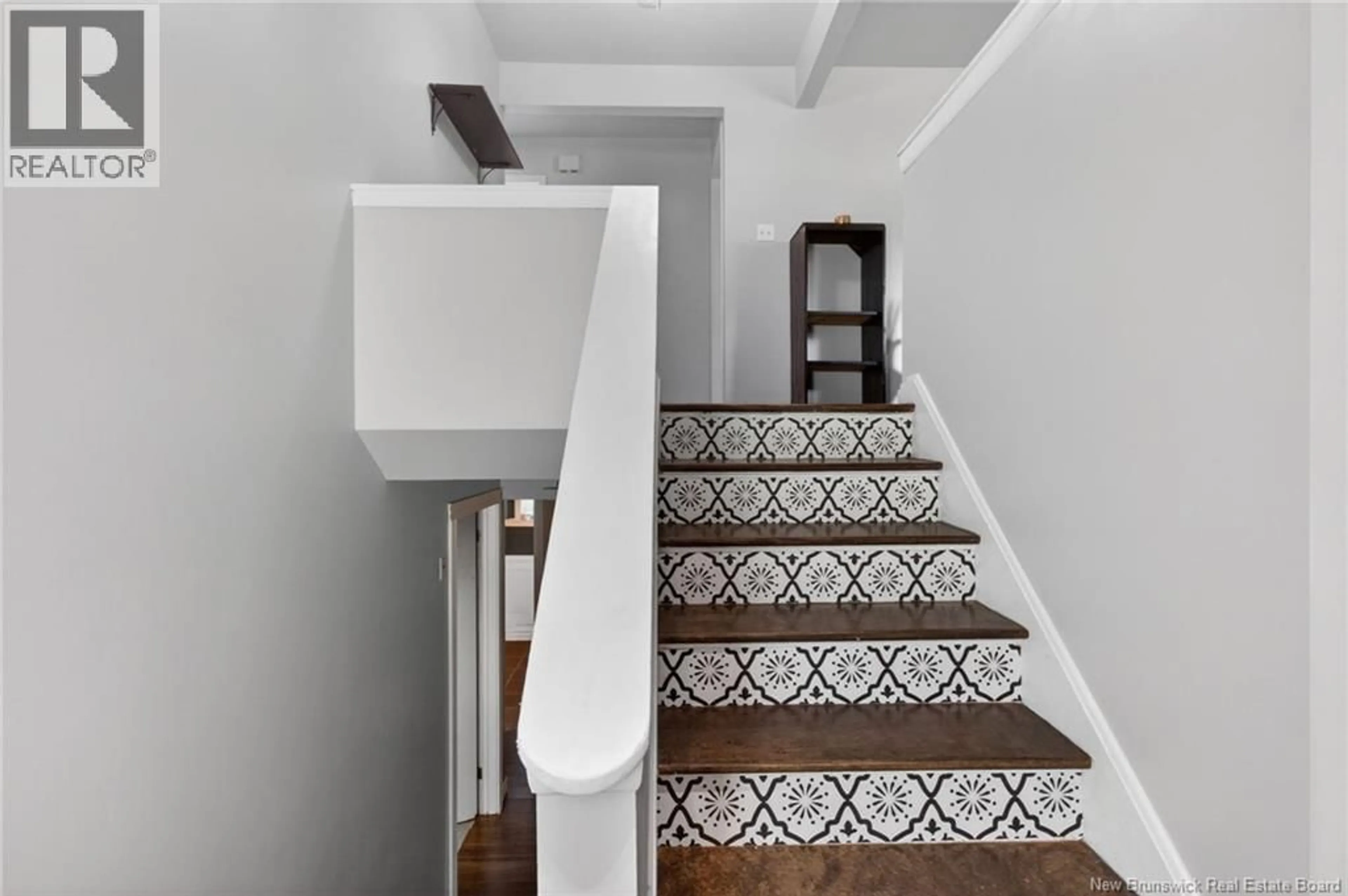Stairs for 258 BUCKINGHAM AVENUE, Moncton New Brunswick E1B2N8