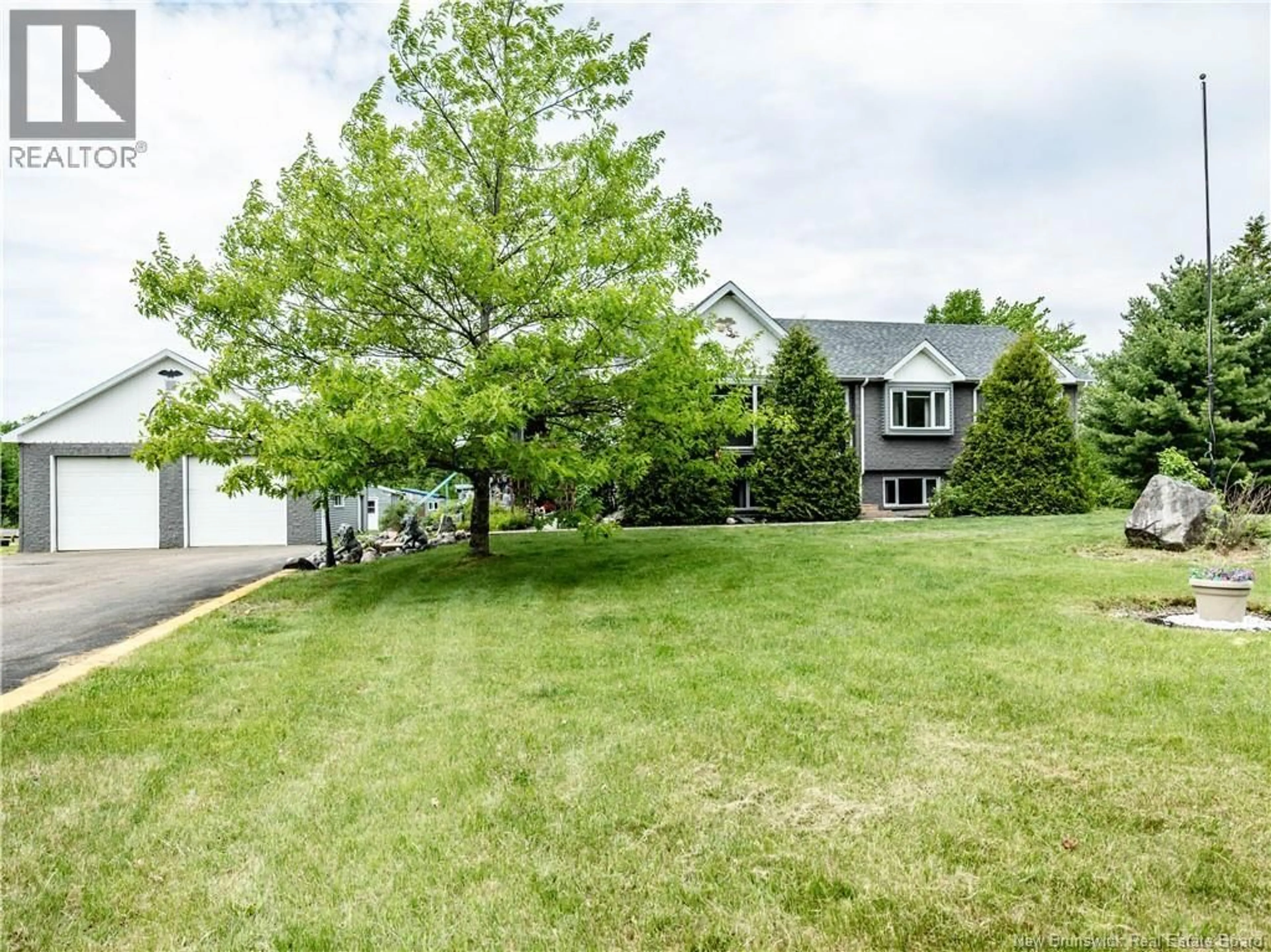 A pic from outside/outdoor area/front of a property/back of a property/a pic from drone, water/lake/river/ocean view for 310 JOHNSON STREET, Rogersville New Brunswick E4Y1L2
