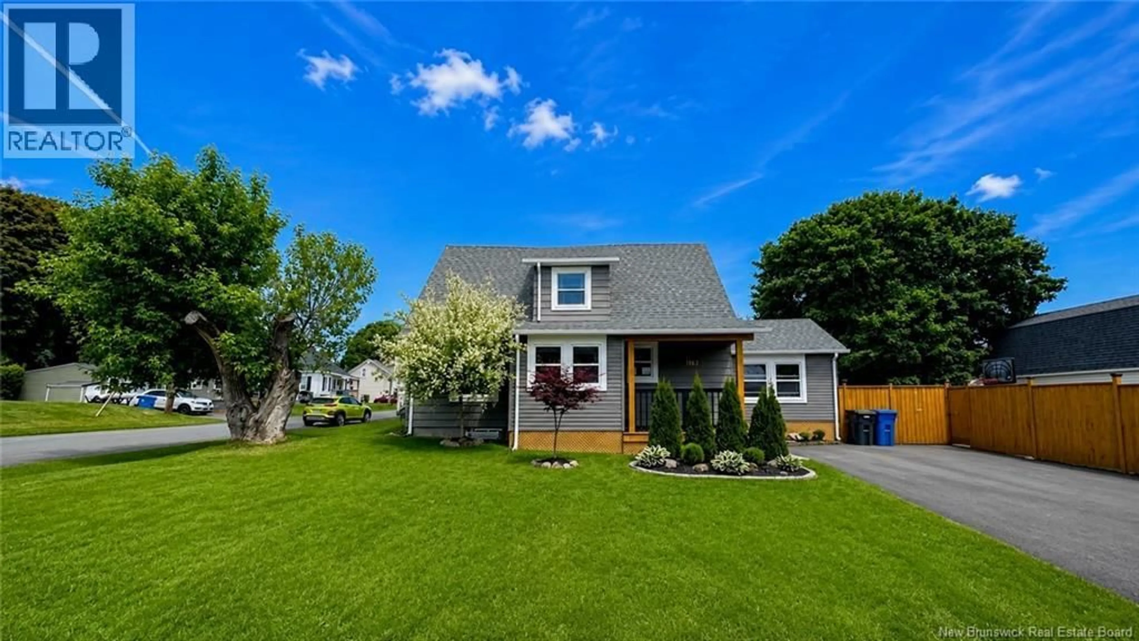 Home with vinyl exterior material, street for 146 ORANGE STREET, Woodstock New Brunswick E7M2A7