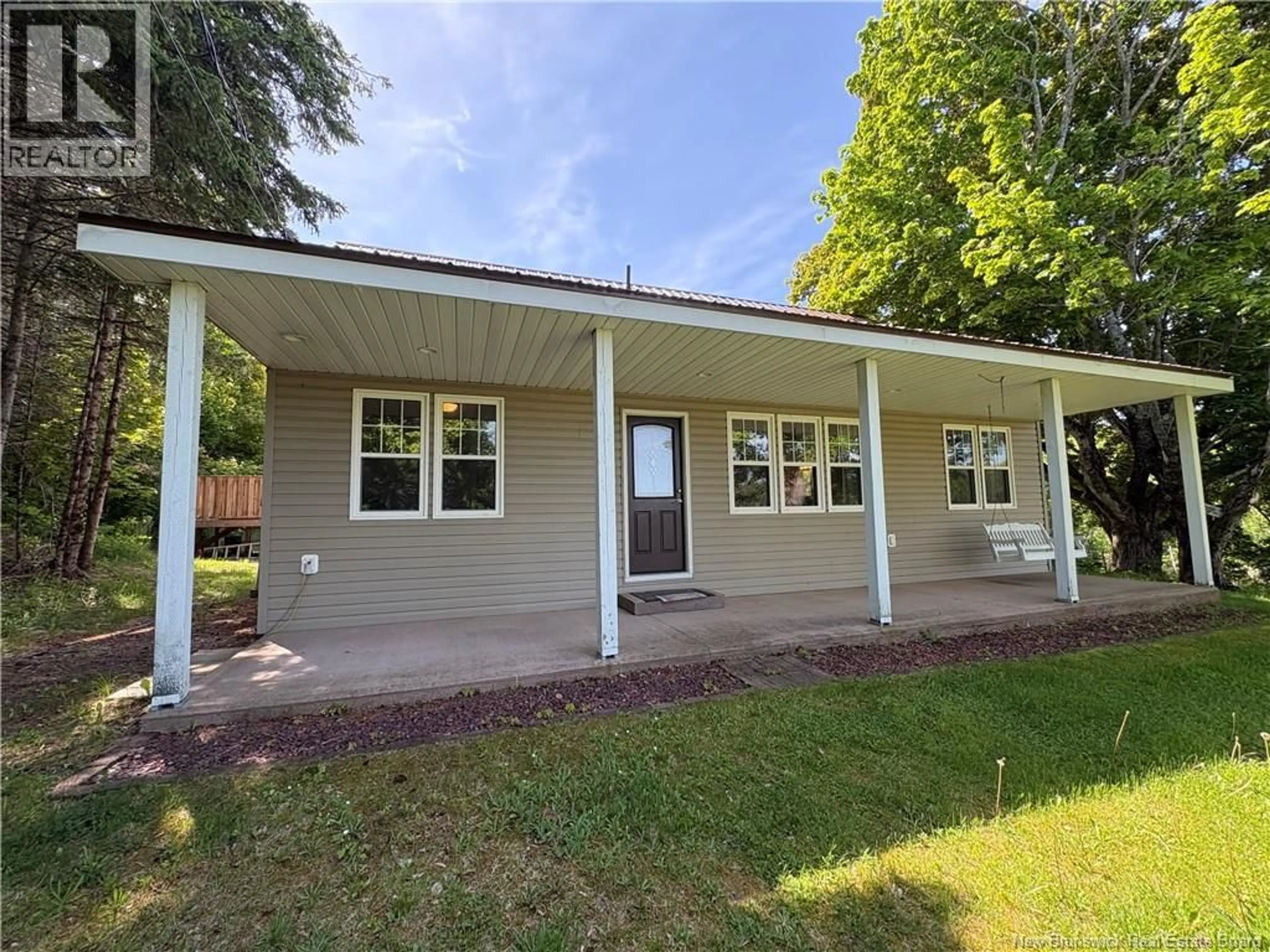 Home with vinyl exterior material, street for 5746 ROUTE 127, Bocabec New Brunswick E5B3J7