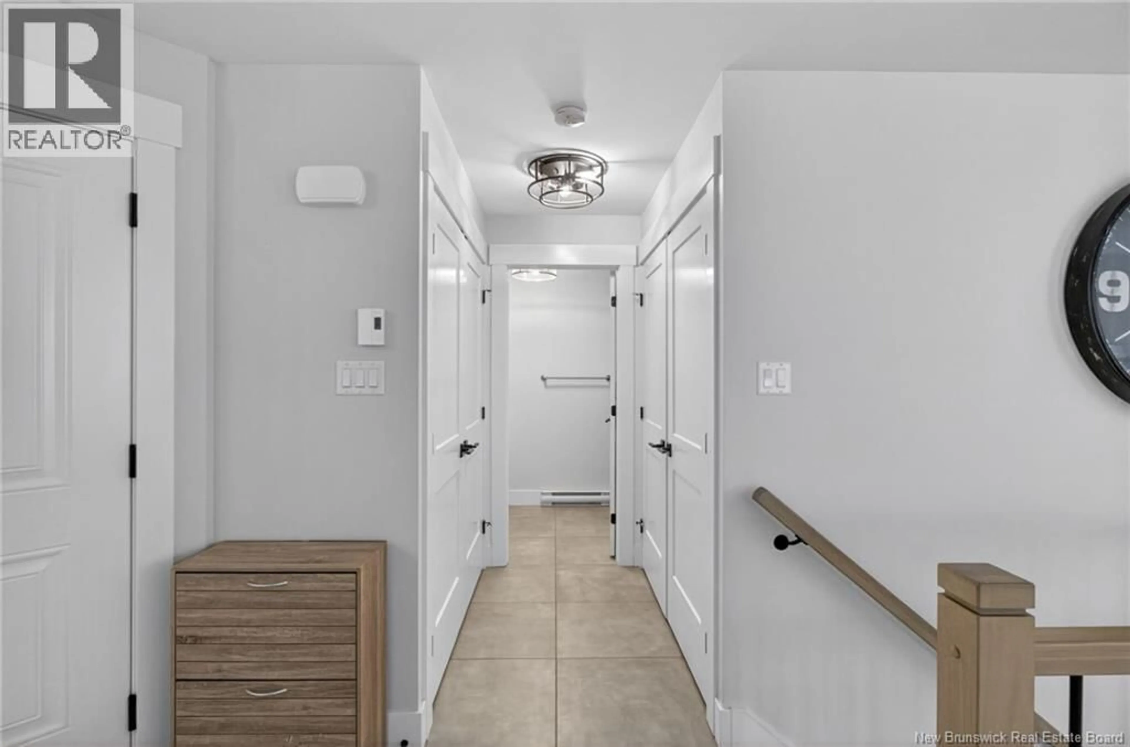 Indoor entryway for 104 - 292 DAMIEN STREET, Dieppe New Brunswick E1A0H3