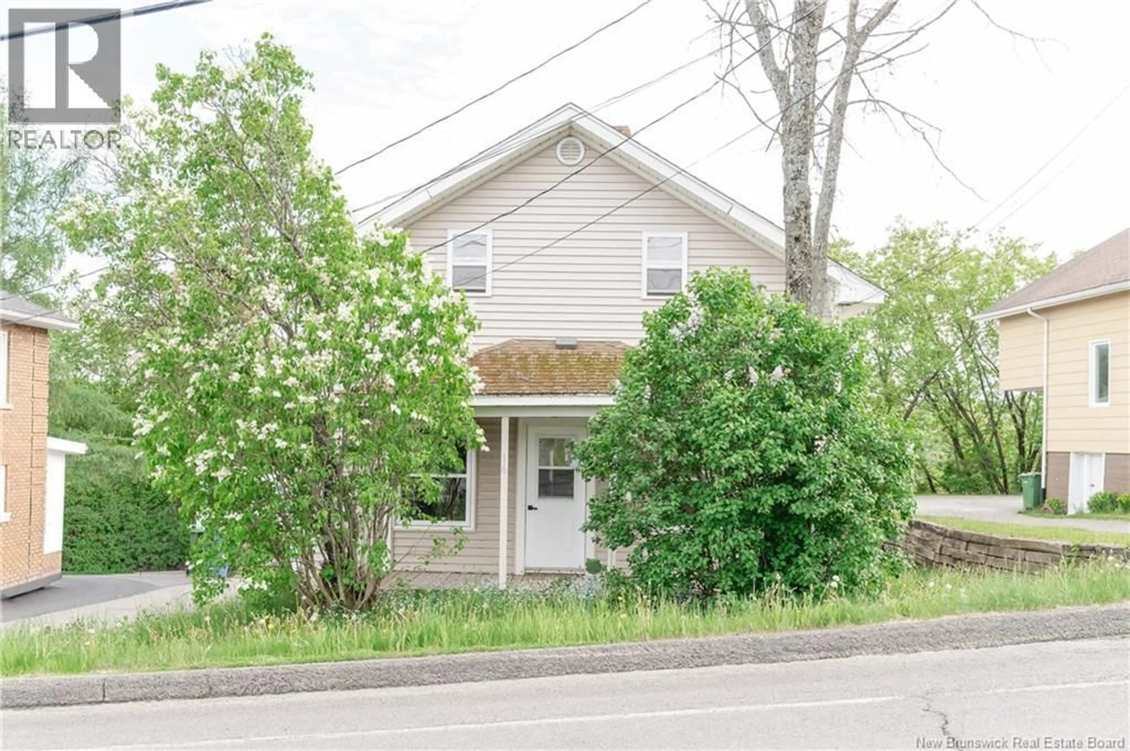 Unknown for 16 BELLEVUE STREET, Edmundston New Brunswick E3V2C7