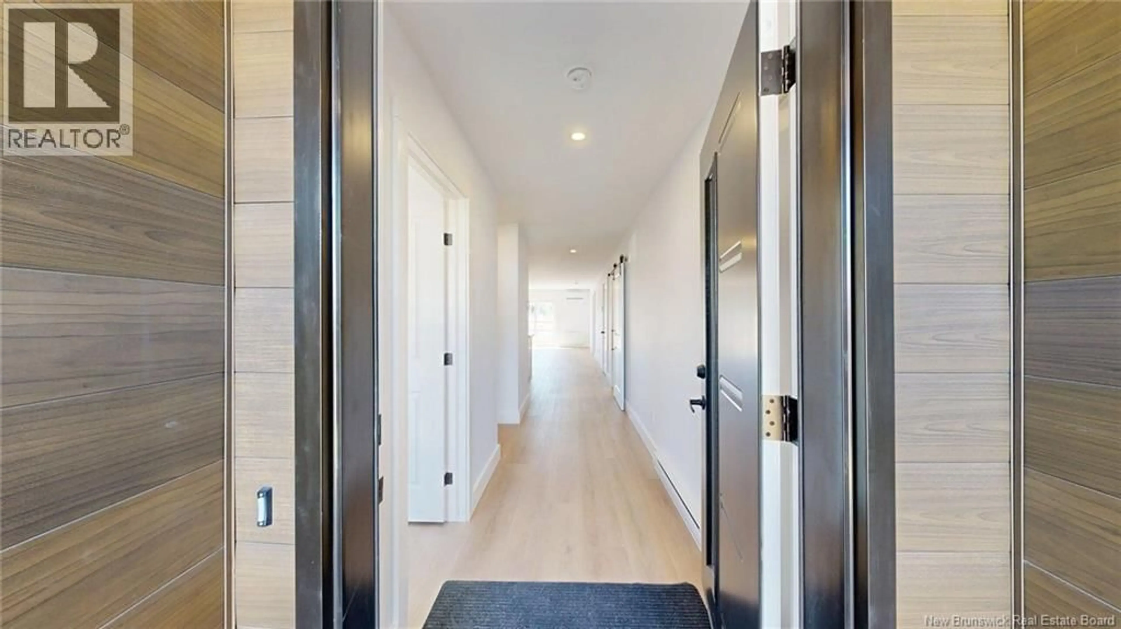 Indoor foyer for 108 - 4-290 COLONEL NASE BOULEVARD, Grand Bay-Westfield New Brunswick E5K0G6