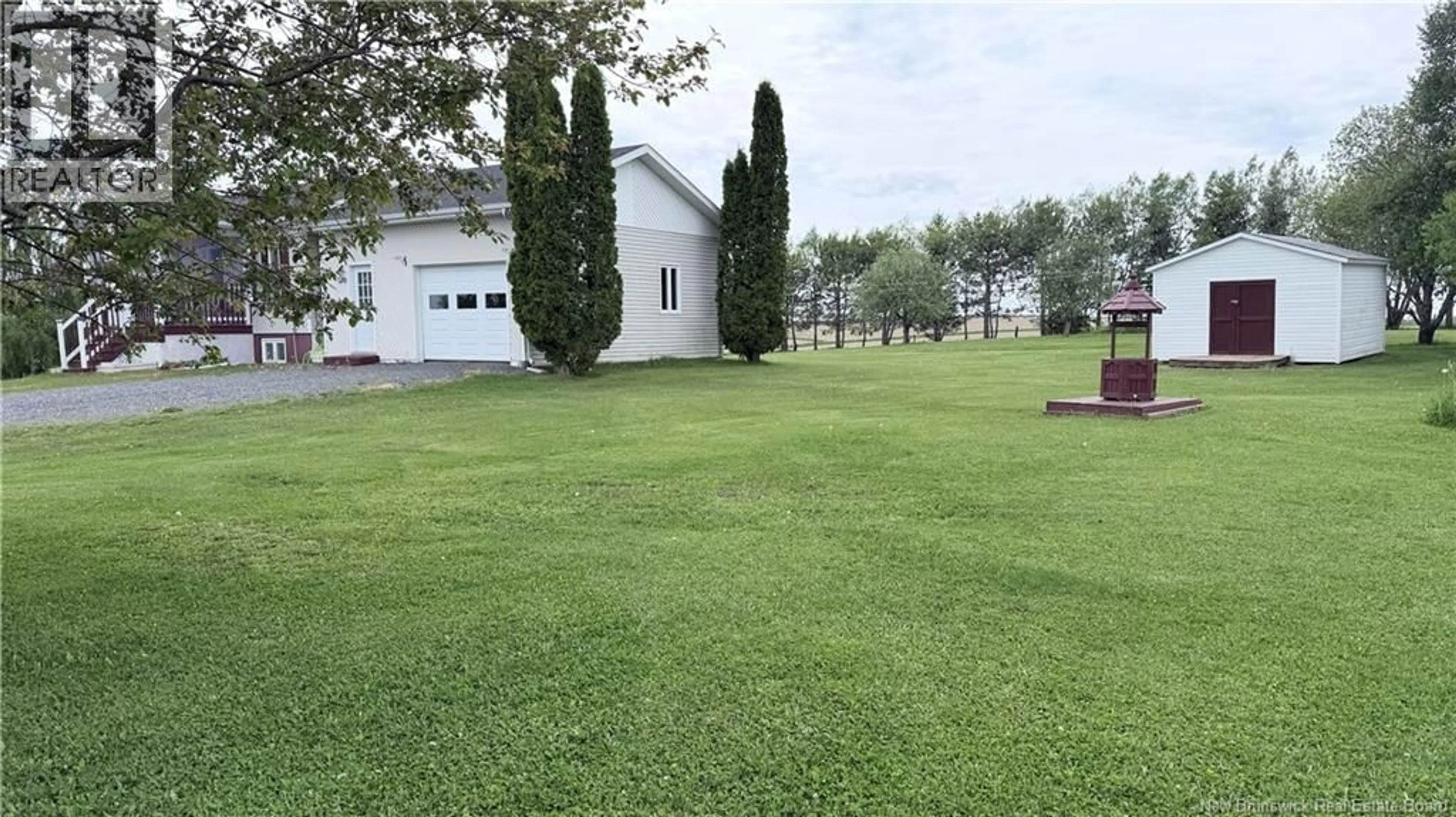 A pic from outside/outdoor area/front of a property/back of a property/a pic from drone, unknown for 670 MONTAGNE A COMEAU, Saint-André New Brunswick E3Y3G4
