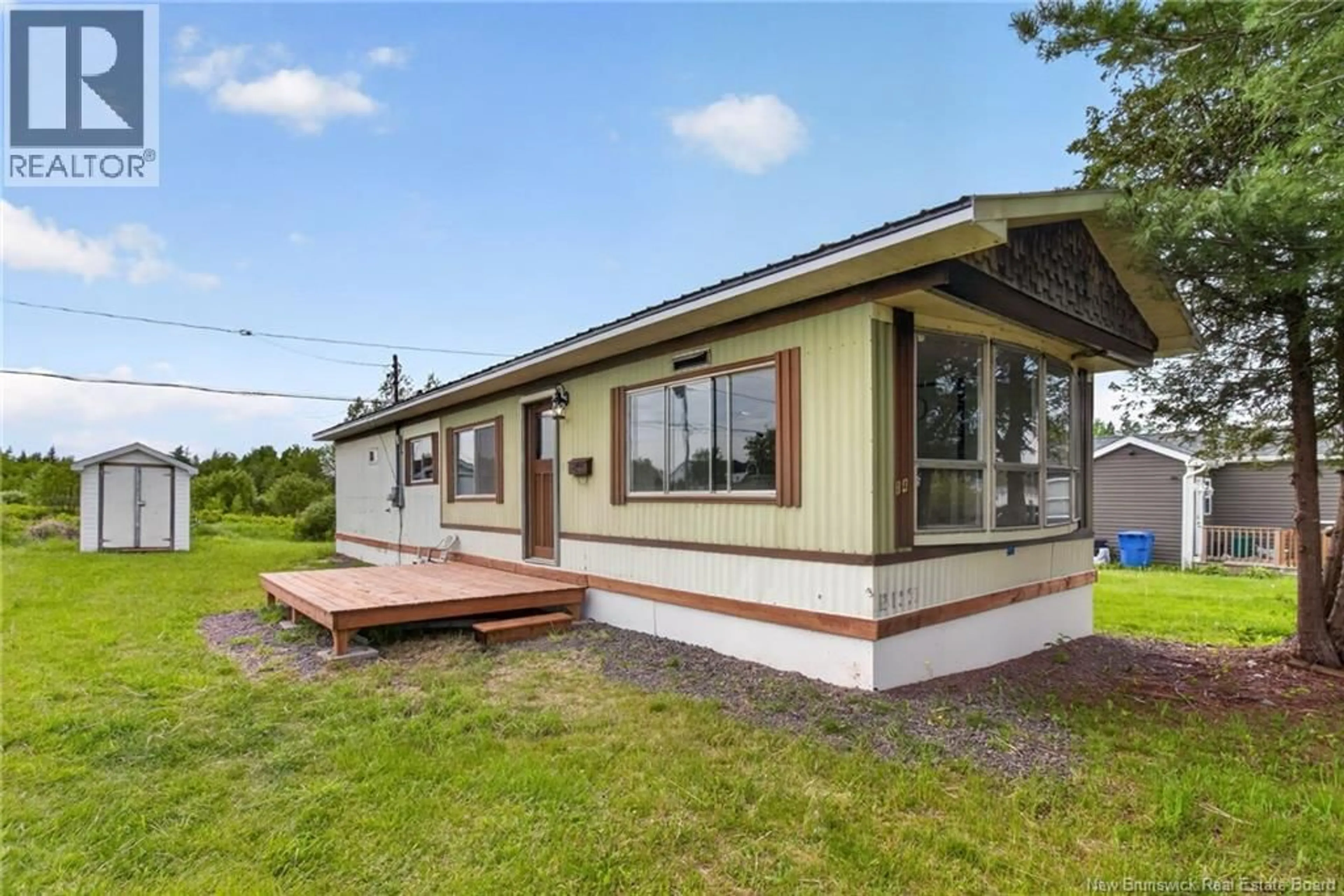 Home with vinyl exterior material, building for 14 RAWORTH AVENUE, Lakeville New Brunswick E1H1J5