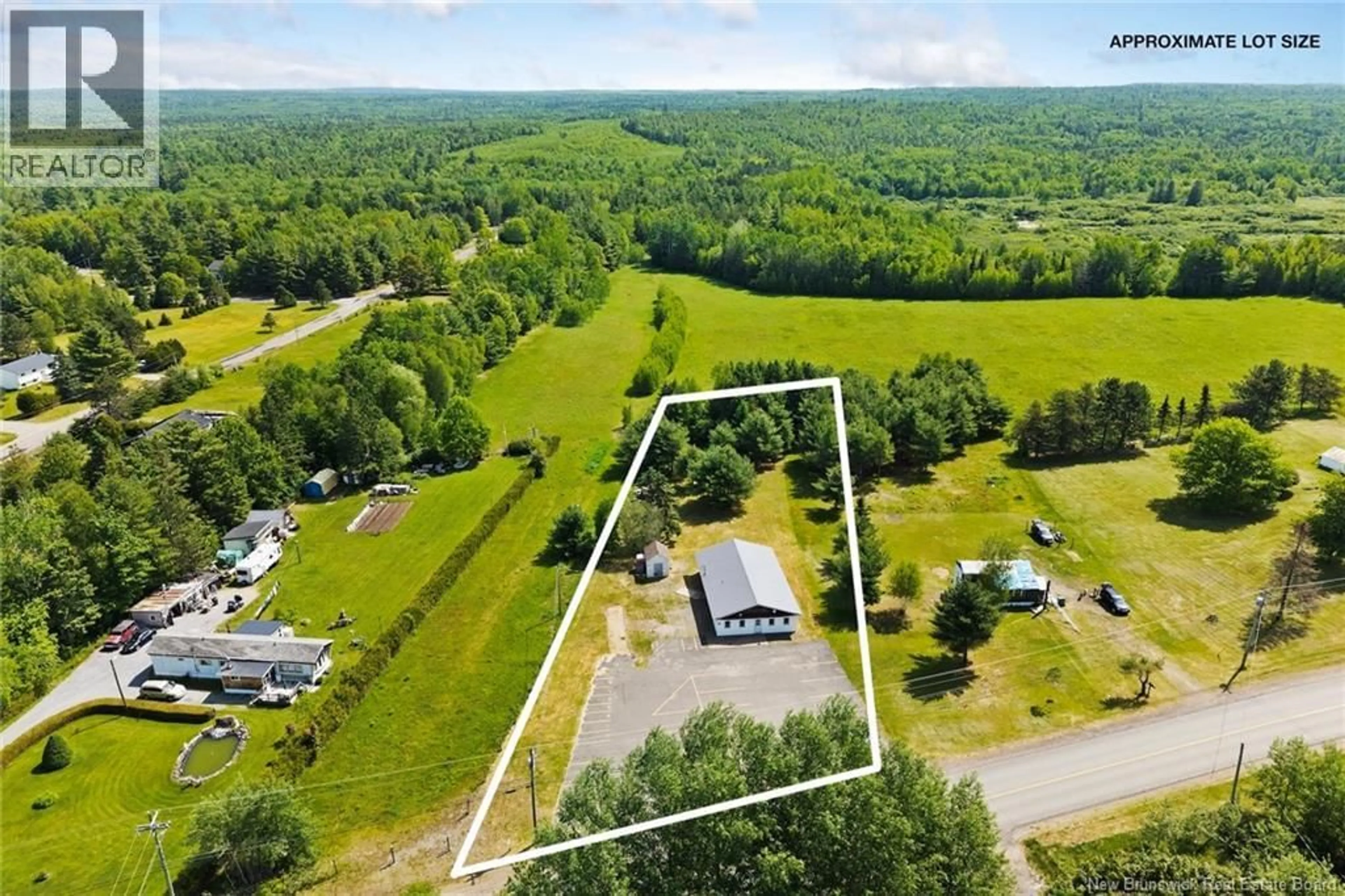 A pic from outside/outdoor area/front of a property/back of a property/a pic from drone, water/lake/river/ocean view for 6125 ROUTE 101, Hoyt New Brunswick E5L1Z9