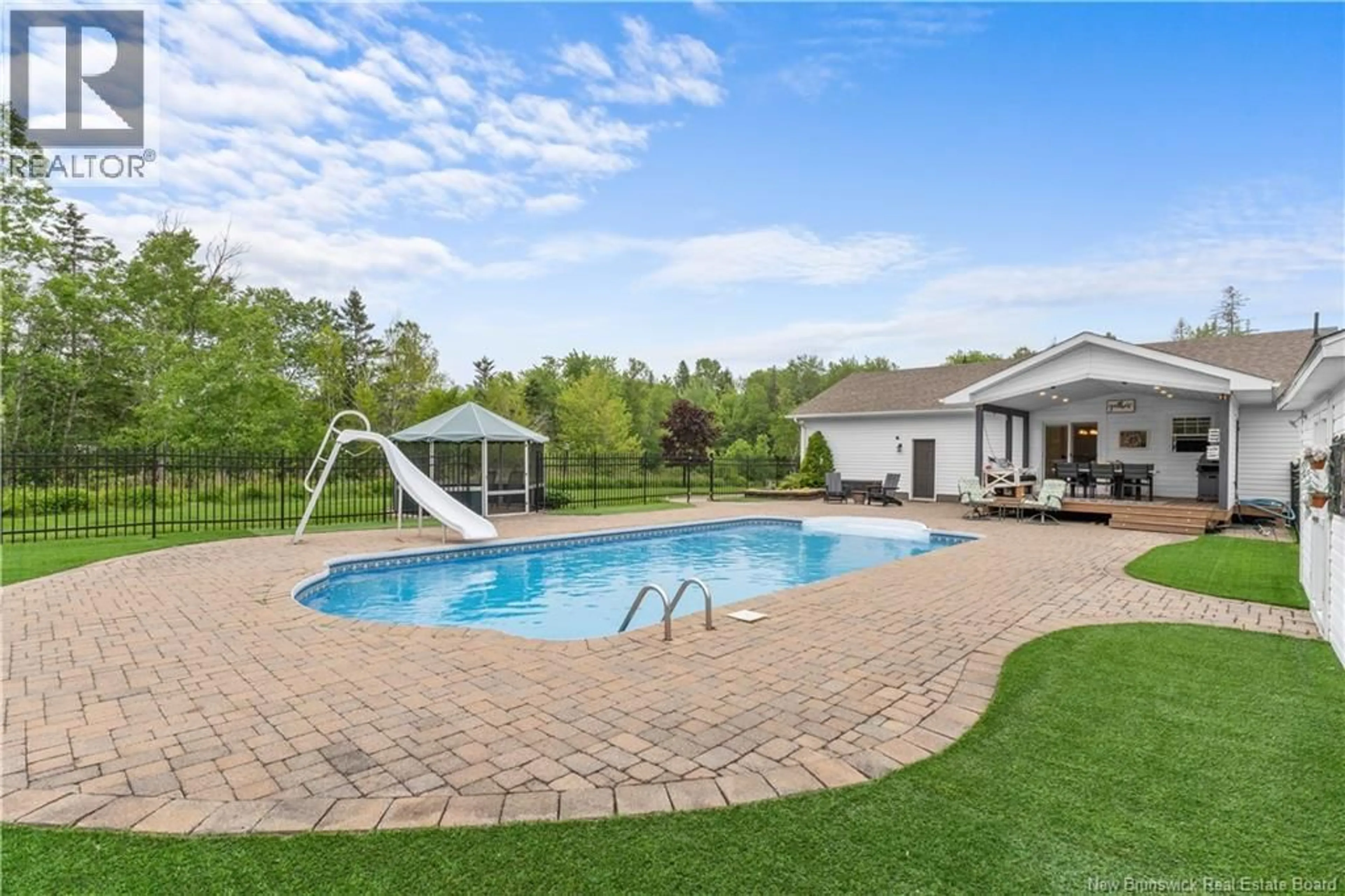 Pool for 1325 MCLAUGHLIN DRIVE, Moncton New Brunswick E1G3P8