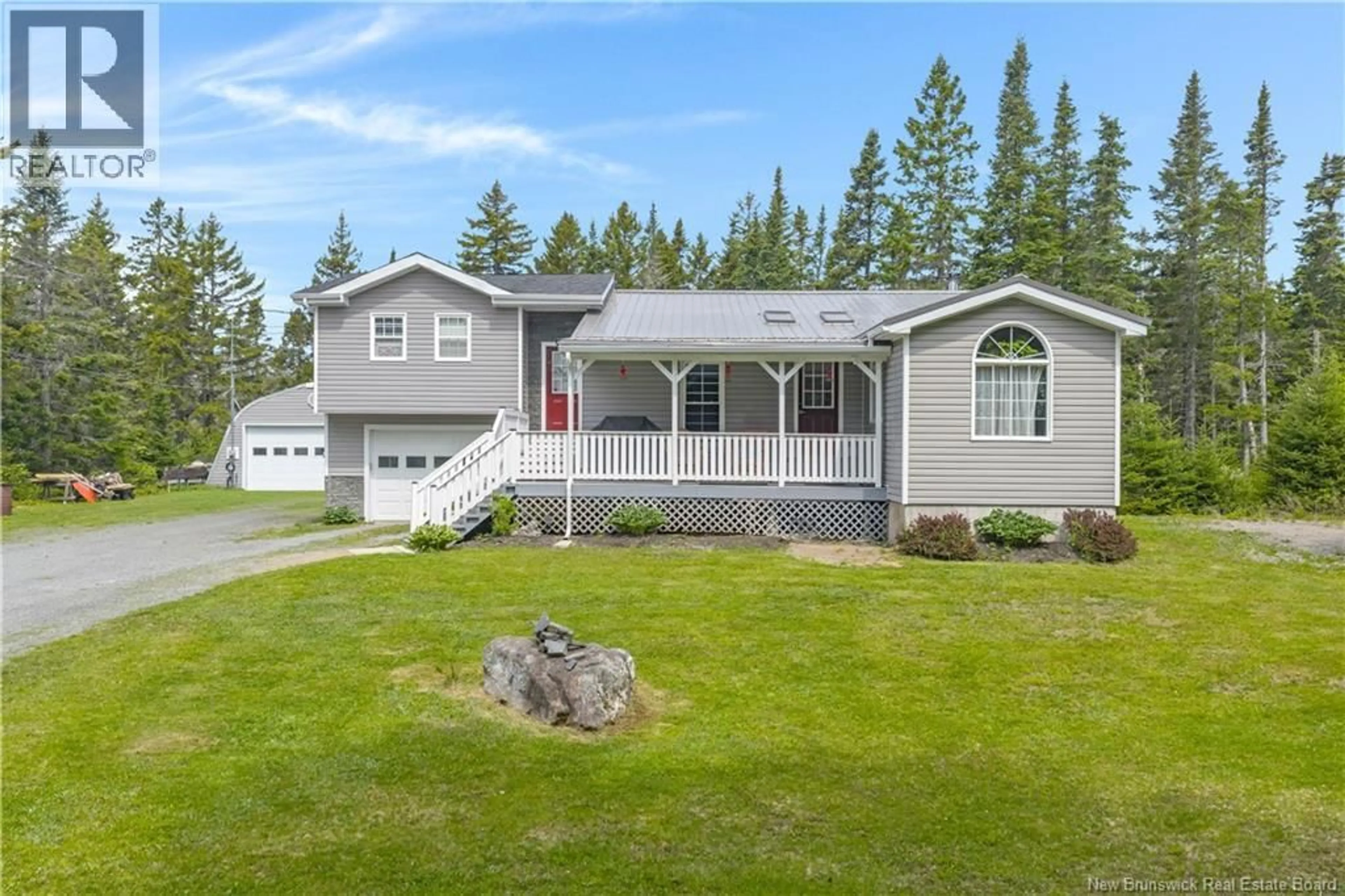 Home with vinyl exterior material, unknown for 165 BASE ROAD, Willow Grove New Brunswick E2S1N4