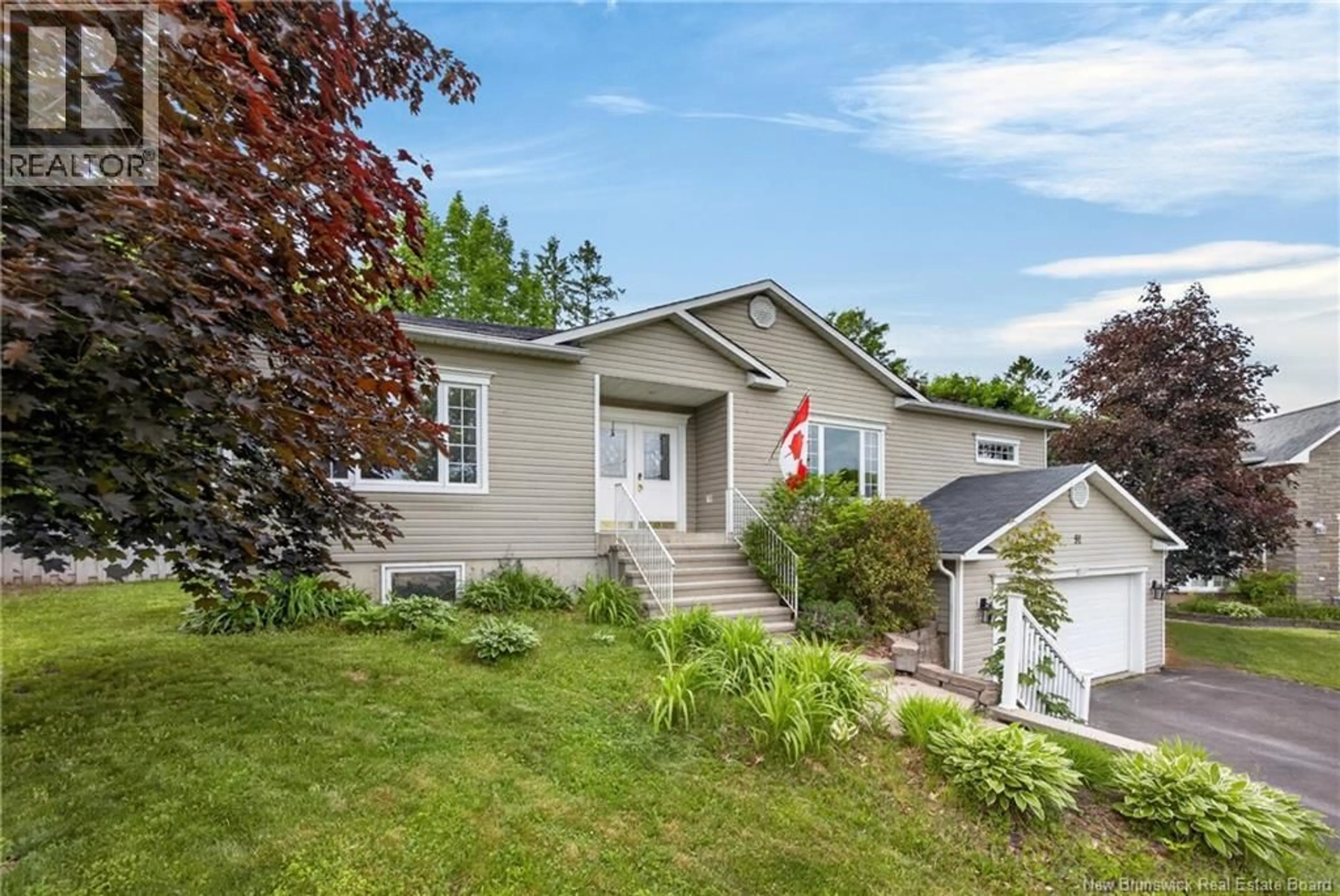 Home with vinyl exterior material, street for 91 MACLEAN COURT, Fredericton New Brunswick E3G9Y1
