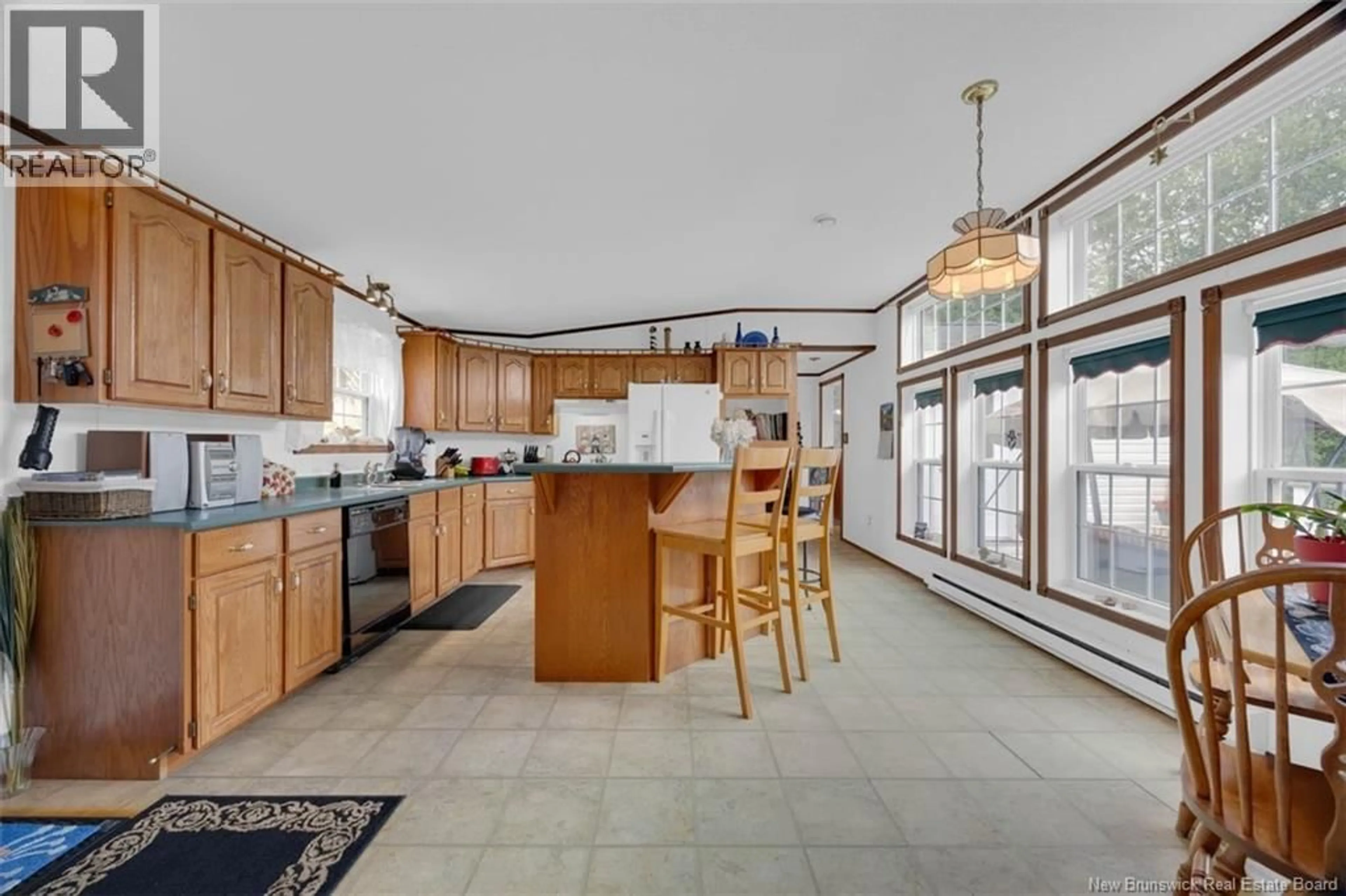 Open concept kitchen, ceramic/tile floor for 65 ROUTE 850 ROUTE, Kingston New Brunswick E5N1V9