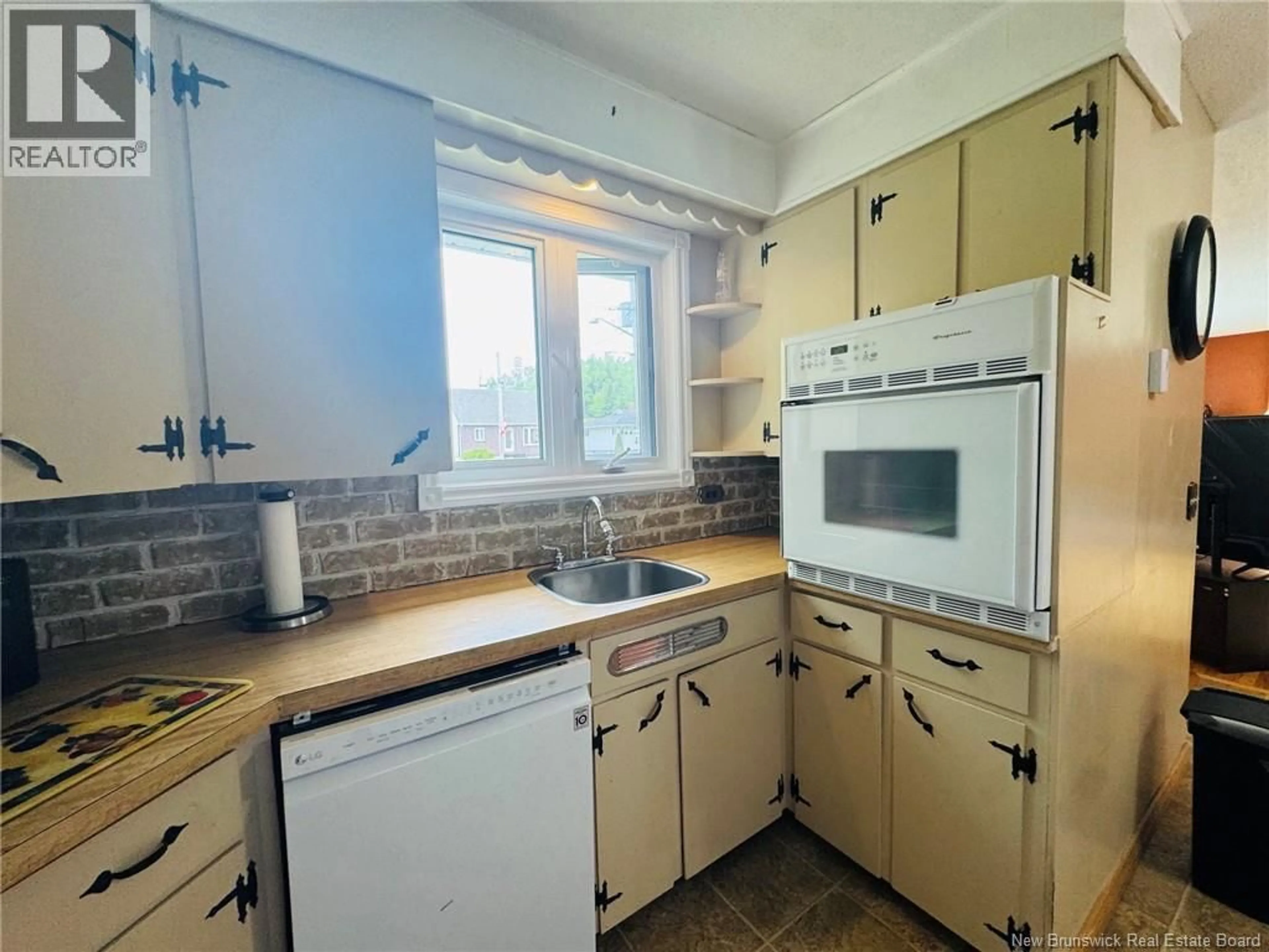 Unknown for 285 KING STREET, Dalhousie New Brunswick E8C1Y8