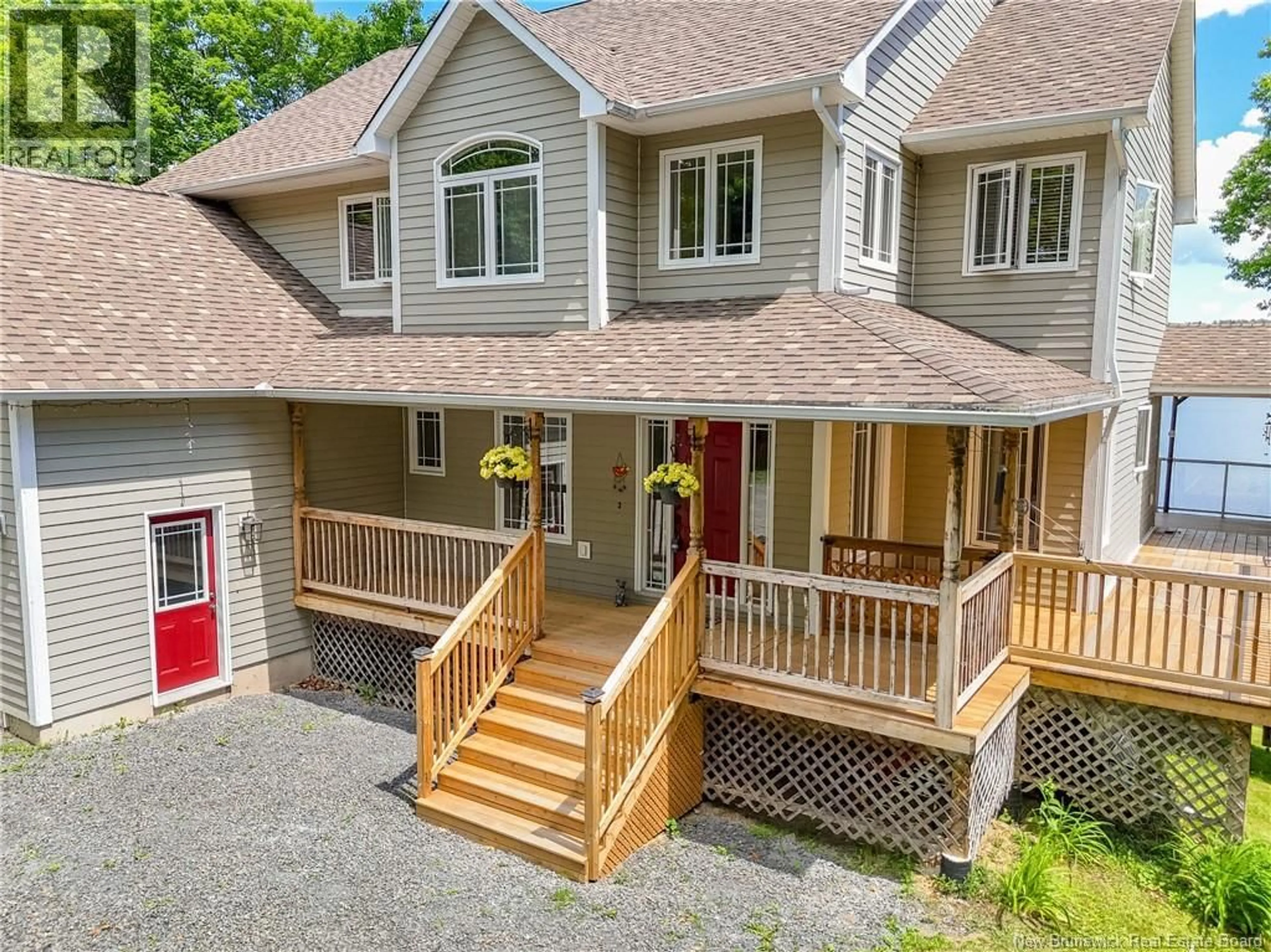 Home with vinyl exterior material, street for 1579 ROUTE 105, Fredericton New Brunswick E6L1C2