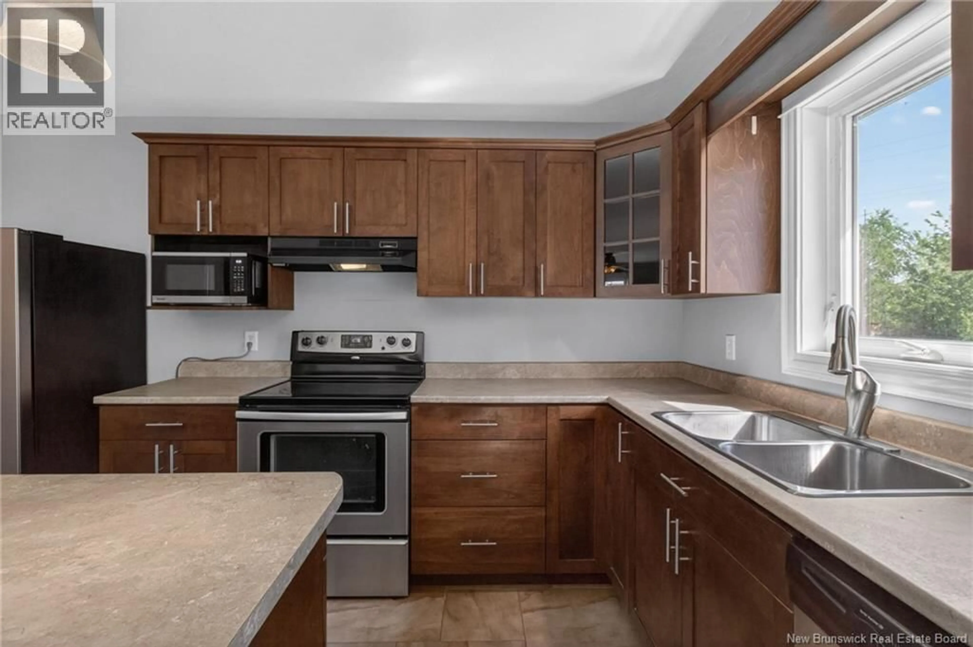 Standard kitchen, ceramic/tile floor for 57 WHISPERWOOD DRIVE, Moncton New Brunswick E1G0P7