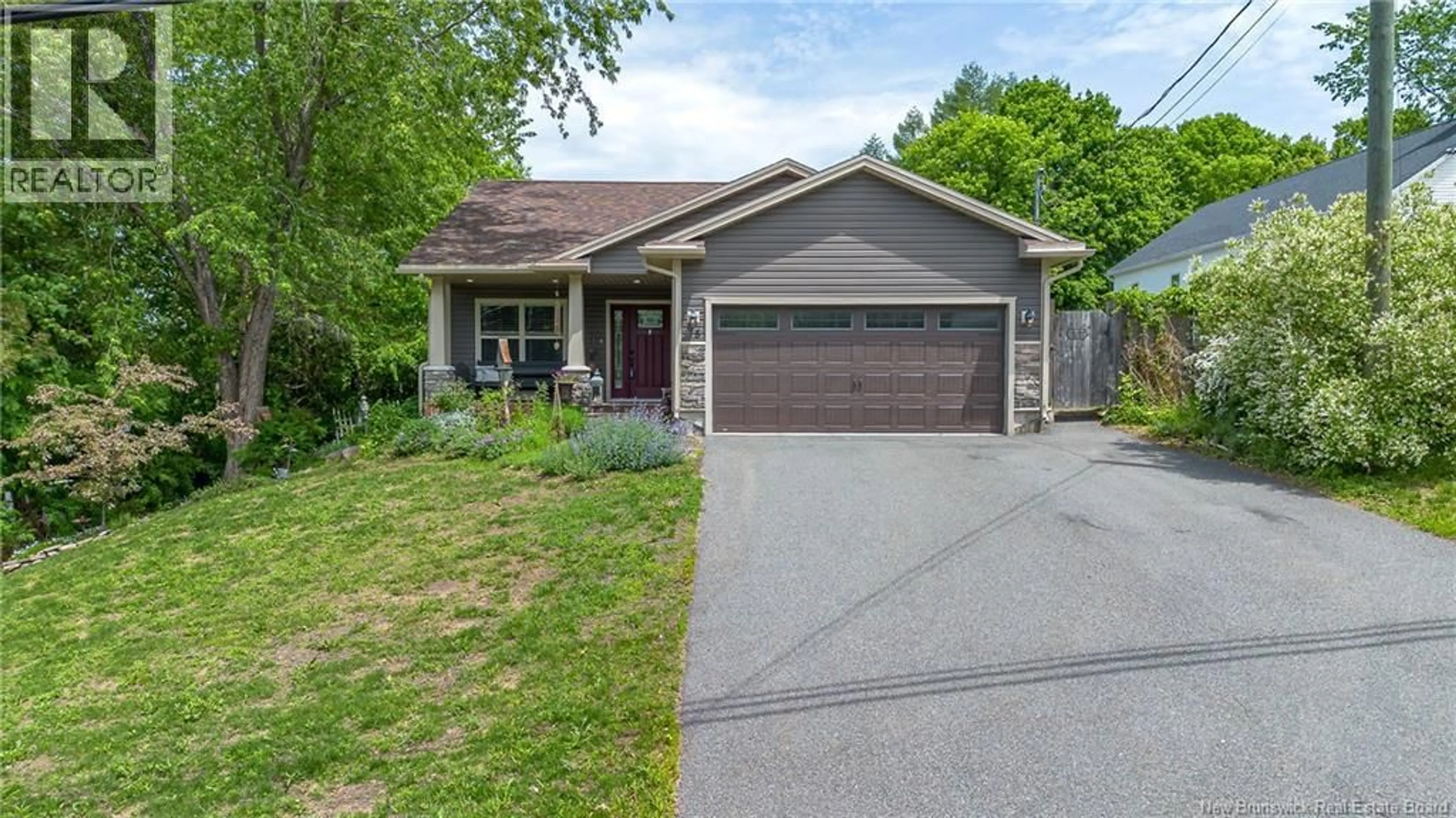 Home with brick exterior material, street for 15 KEIRSTEAD AVENUE, Hampton New Brunswick E5N4Z9