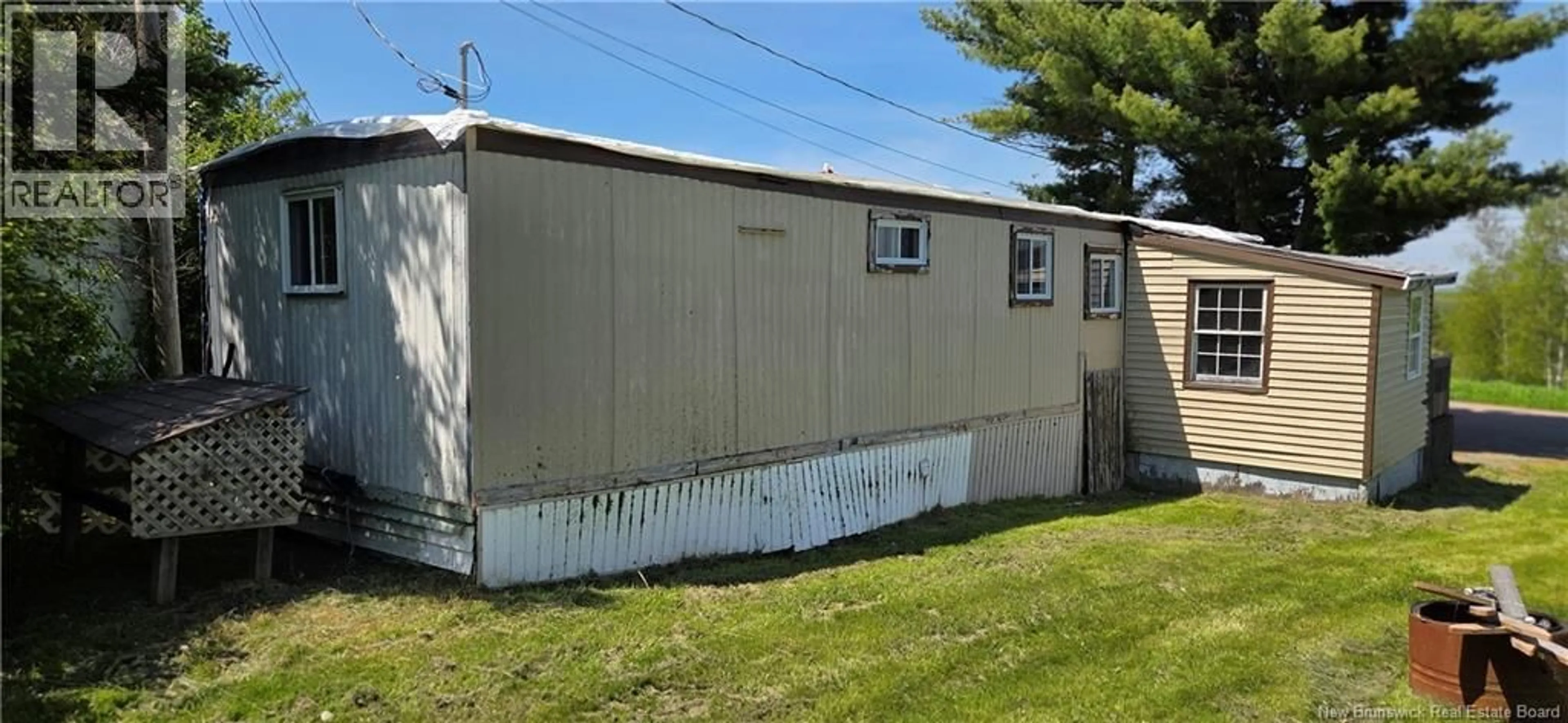 Shed for 31 YOUNG STREET, Hillsborough New Brunswick E4H3E9