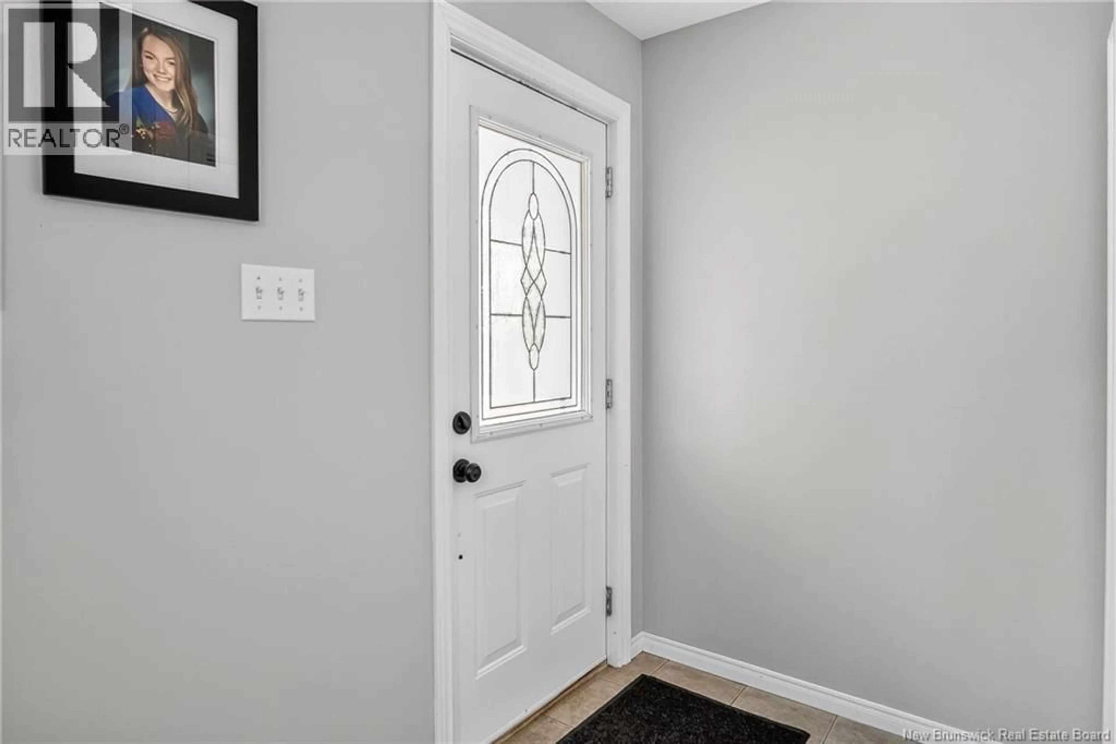 Indoor entryway for 42 LILA COURT, Quispamsis New Brunswick E2E6B1