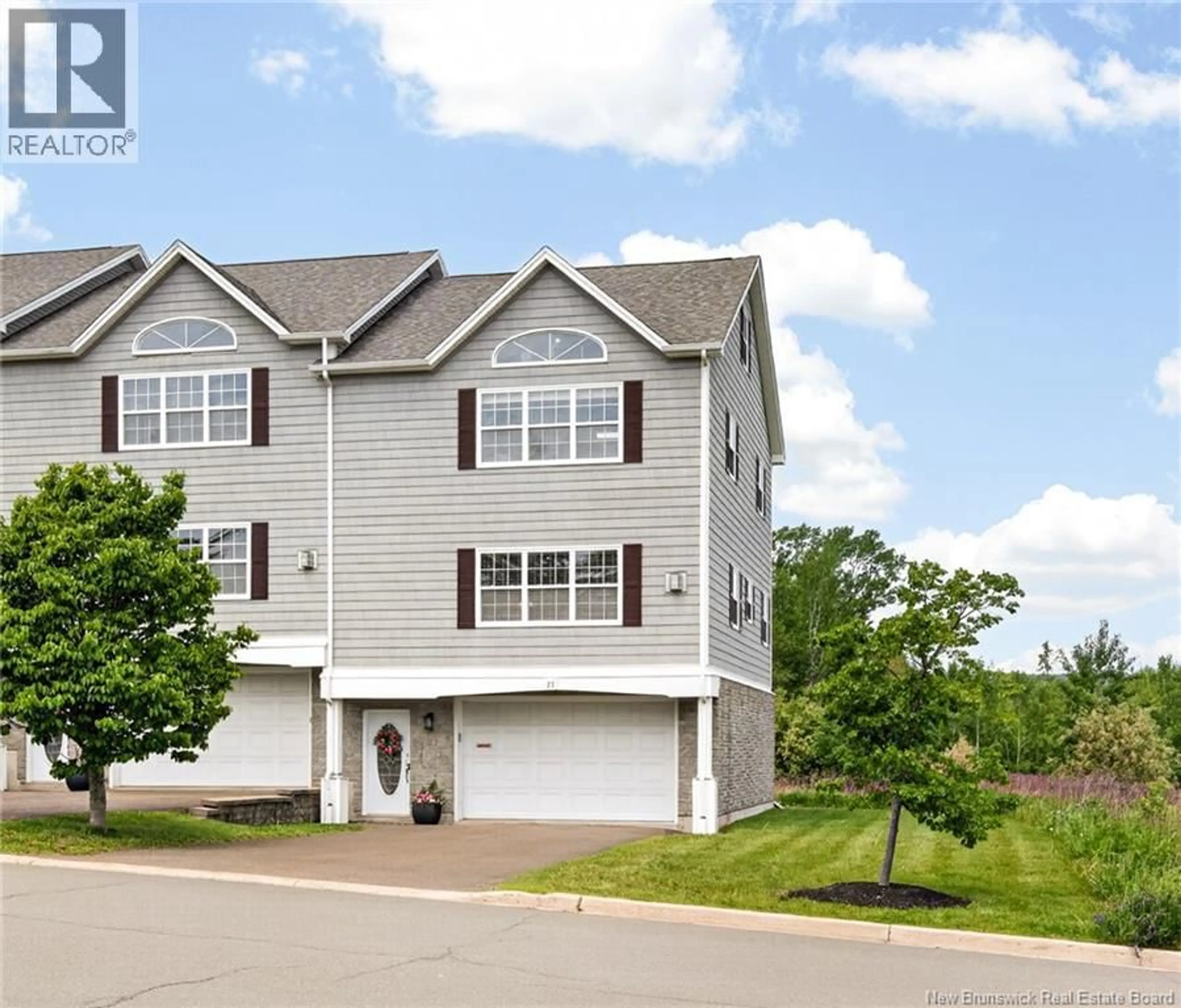 Home with vinyl exterior material, water/lake/river/ocean view for 4 - 23 BULMAN DRIVE, Moncton New Brunswick E1G1G9