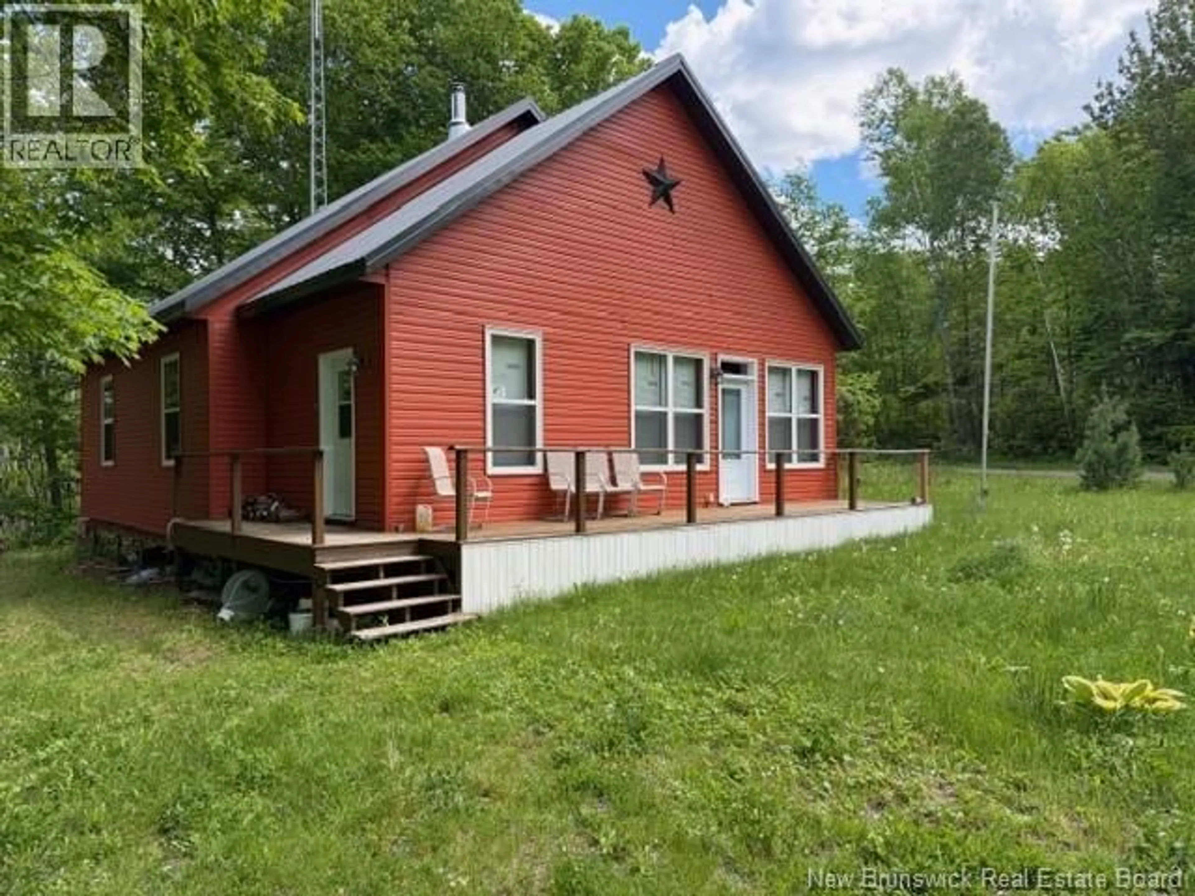 Unknown for 10 WOODS RD, Balmoral New Brunswick E8E1L5