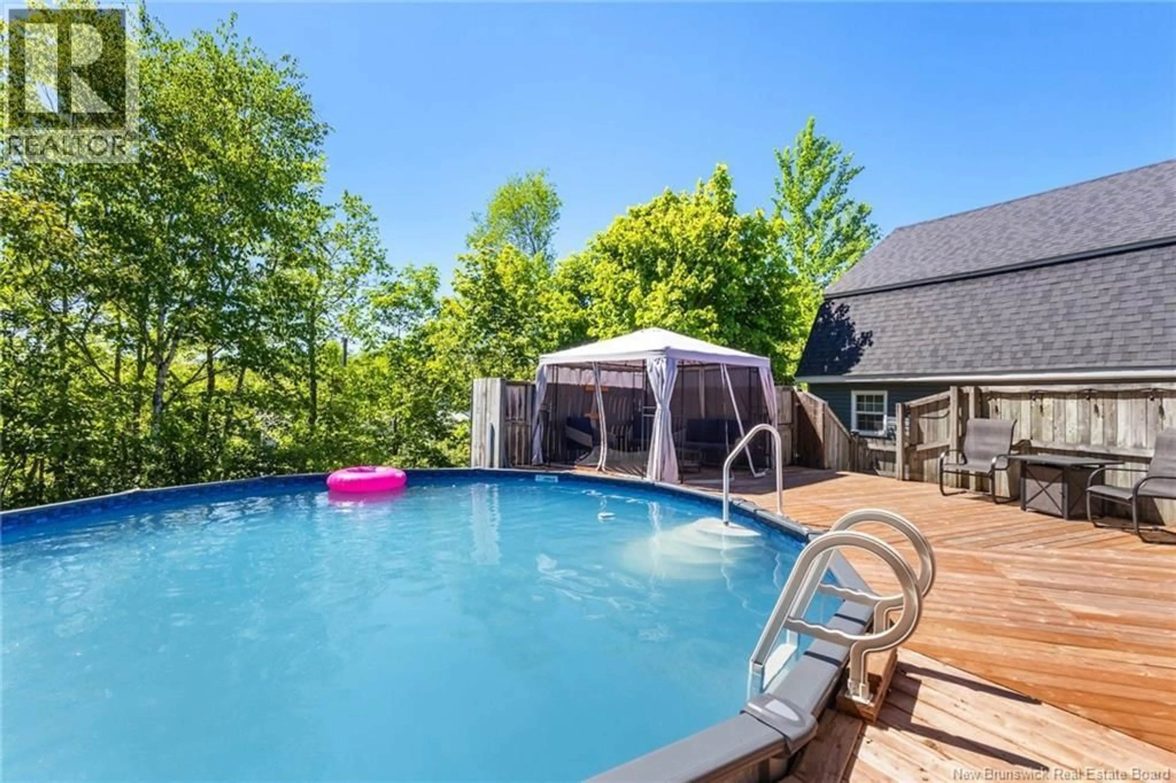 Pool for 14 KING STREET, Minto New Brunswick E4B3N5