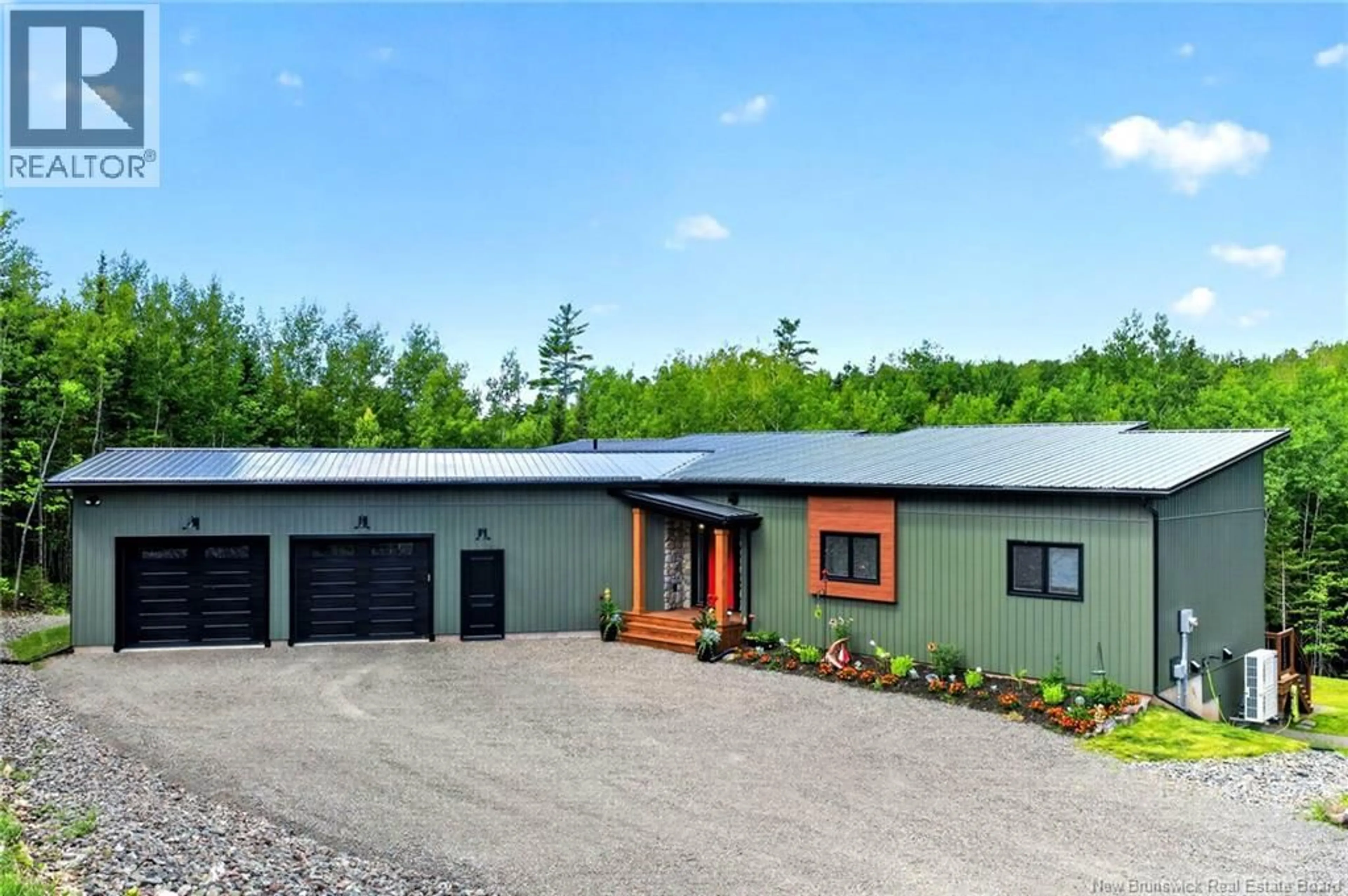 A pic from outside/outdoor area/front of a property/back of a property/a pic from drone, building for 10 ORCHARD AVENUE, Irishtown New Brunswick E1H0N5