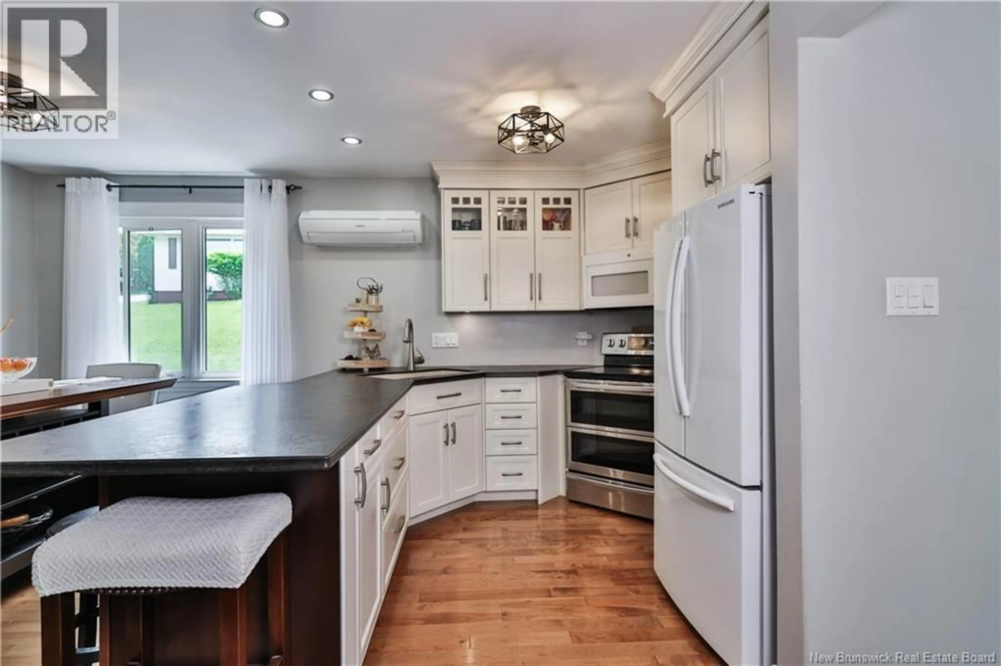 Open concept kitchen, unknown for 18 QUISPAMSIS ROAD, Quispamsis New Brunswick E2E1M2