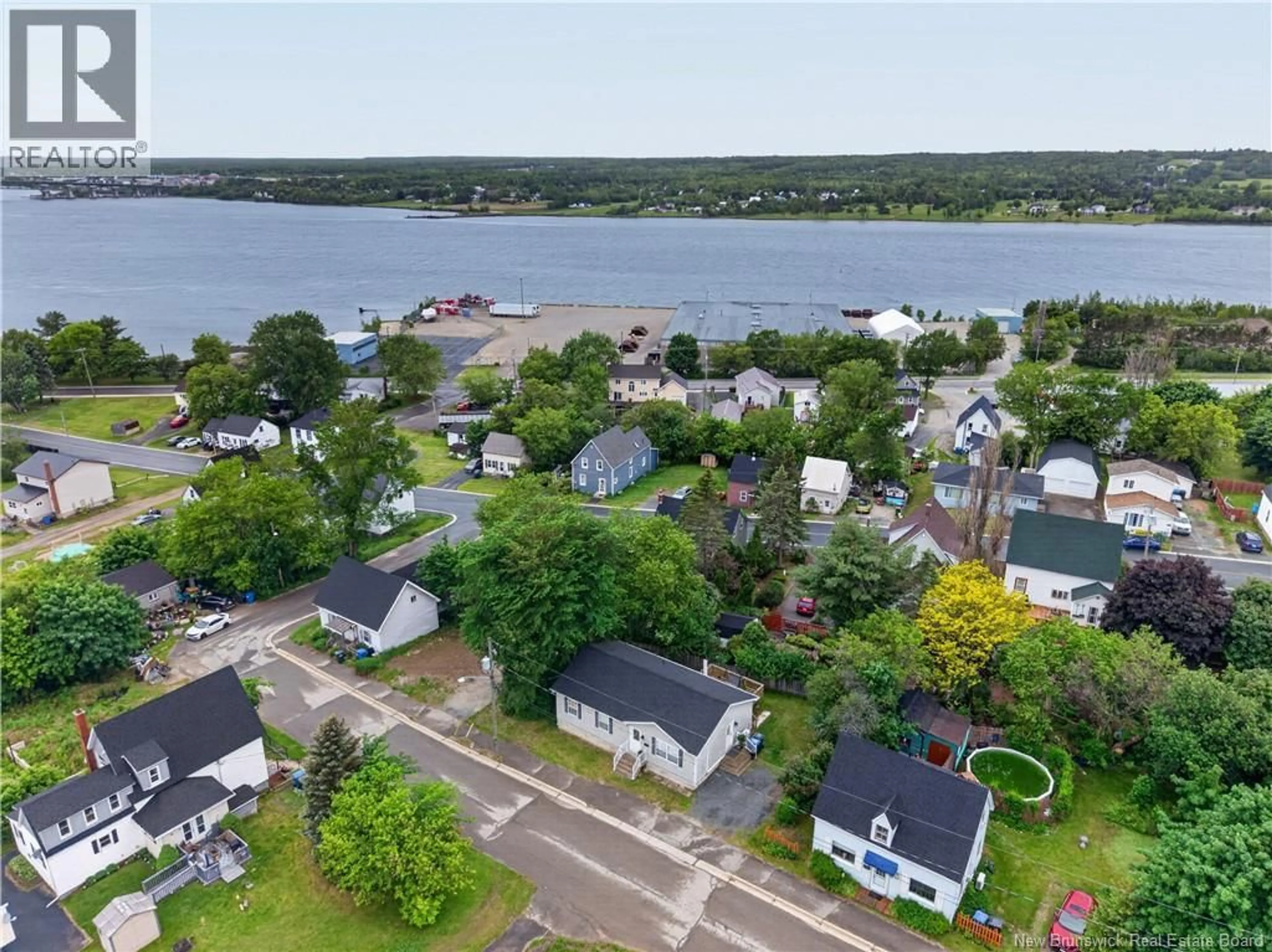A pic from outside/outdoor area/front of a property/back of a property/a pic from drone, water/lake/river/ocean view for 17 CENTRE STREET, Miramichi New Brunswick E1N1K4