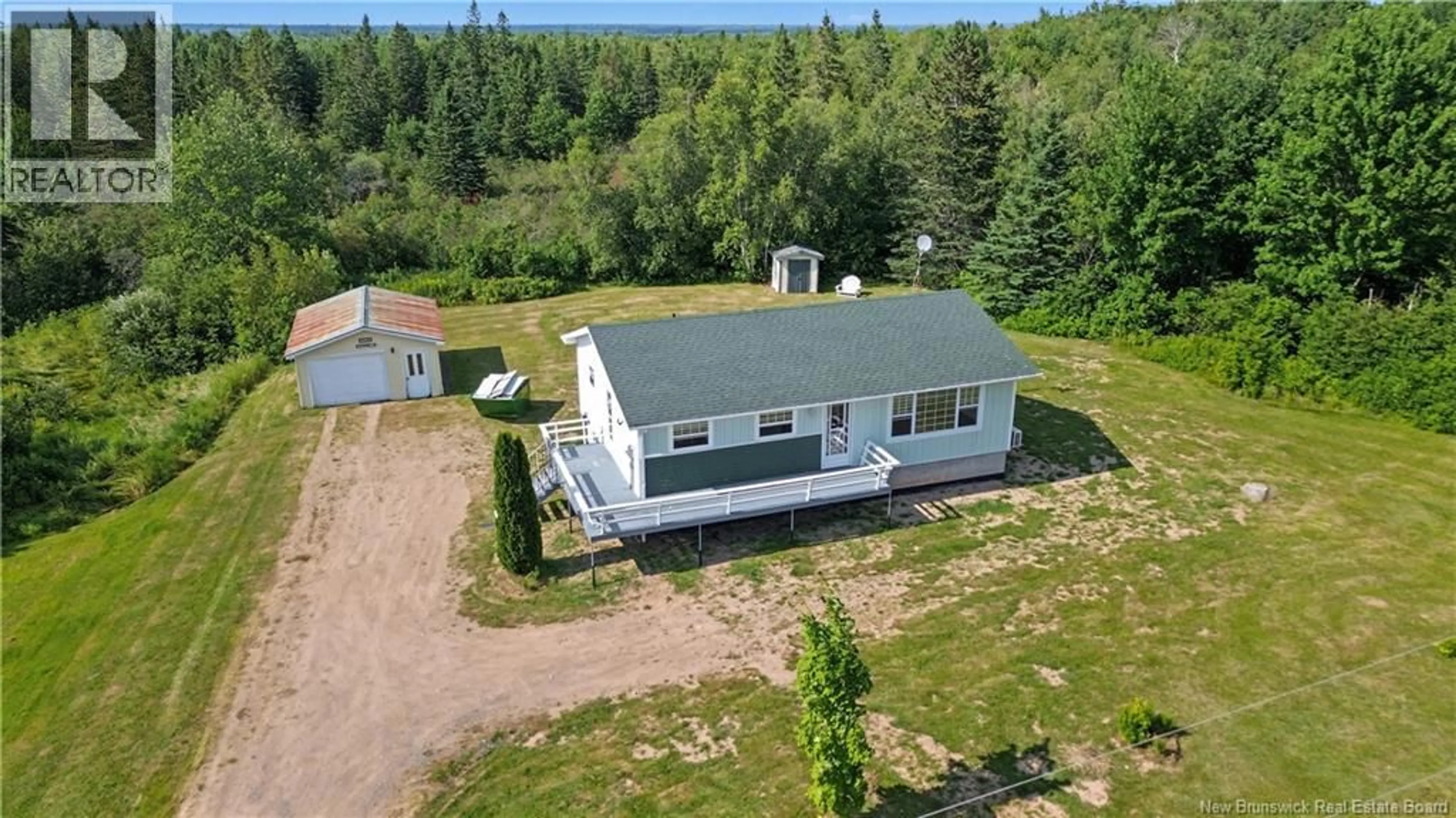 A pic from outside/outdoor area/front of a property/back of a property/a pic from drone, building for 2800 ROUTE 440, Rosaireville New Brunswick E4Y2P3